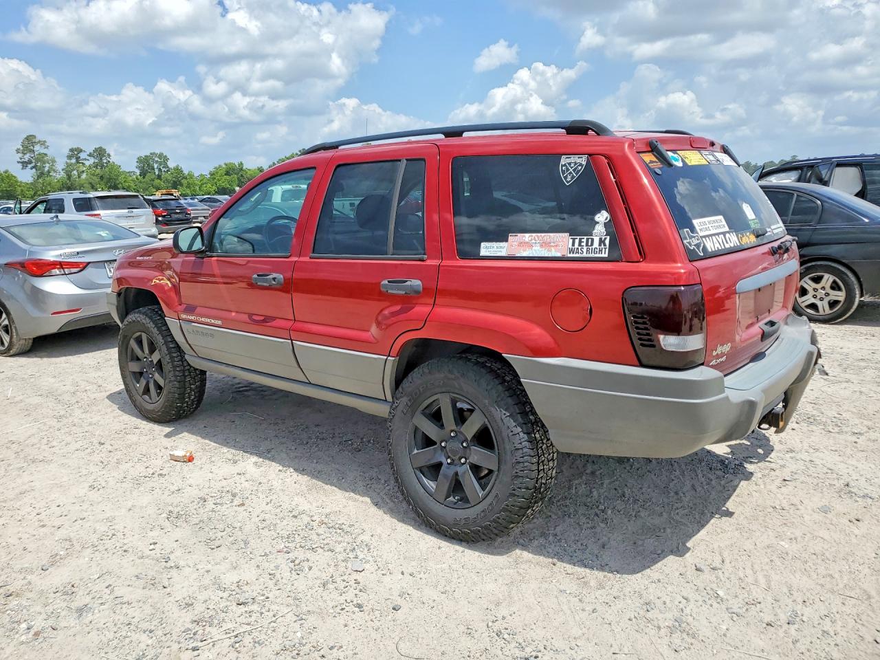 2002 Jeep Grand Cherokee Laredo Red vin: 1J8GW48S72C329587