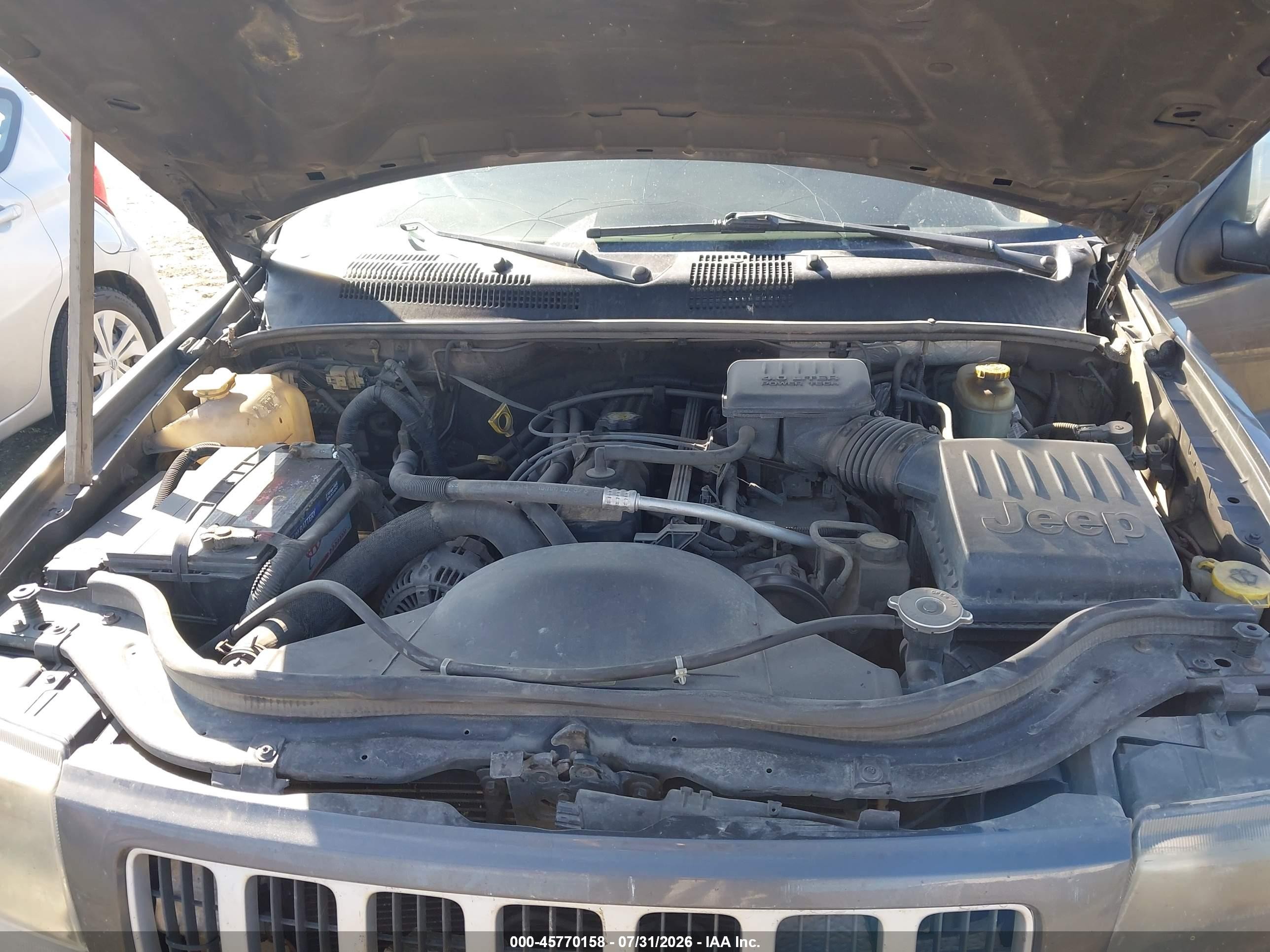 2004 Jeep Grand Cherokee Laredo Gray vin: 1J8GW48SX4C202853