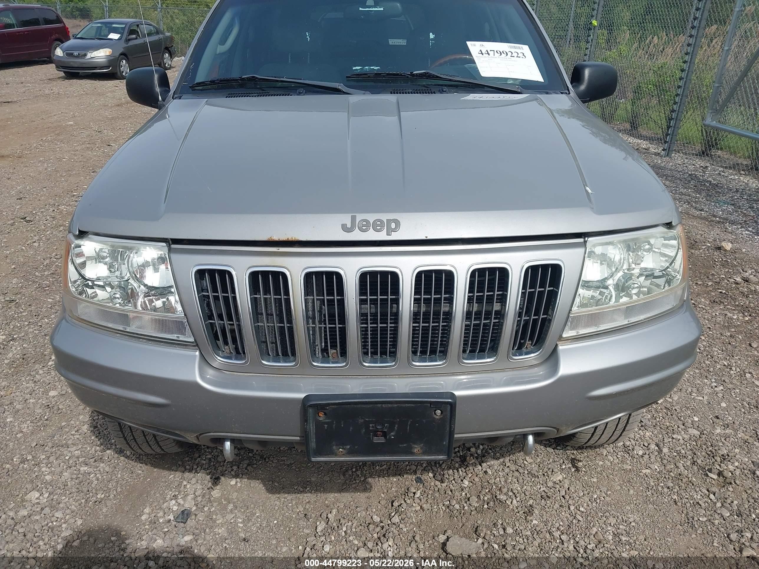 2002 Jeep Grand Cherokee Overland Silver vin: 1J8GW68JX2C152147