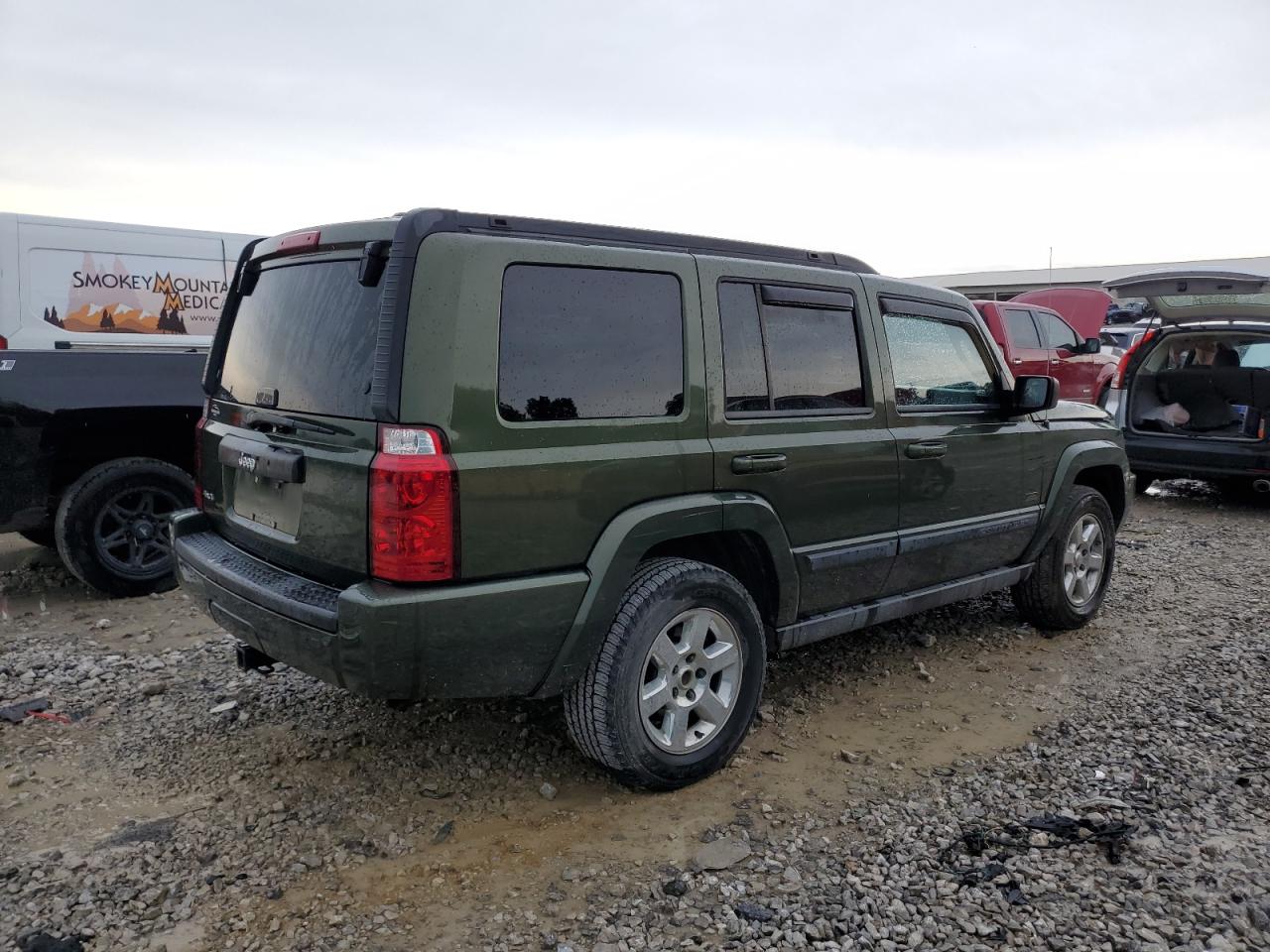 2007 Jeep Commander Green vin: 1J8HG48K07C621266