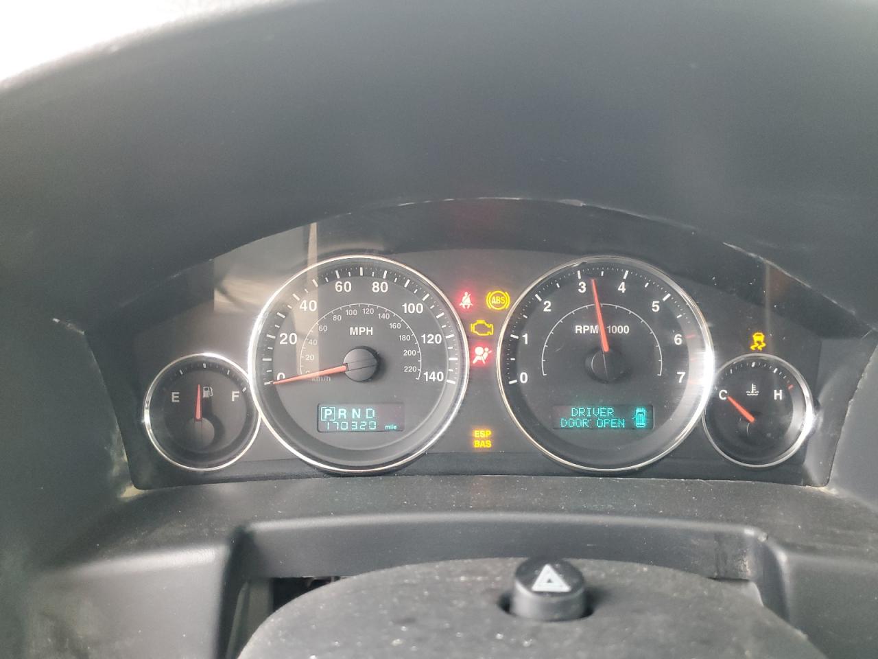 2007 Jeep Commander Green vin: 1J8HG48K07C621266
