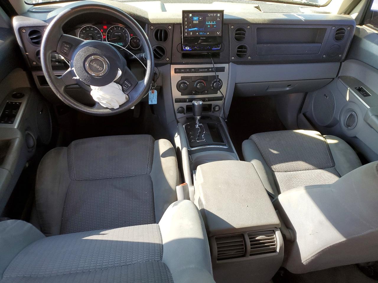 2007 Jeep Commander Black vin: 1J8HG48K07C670659