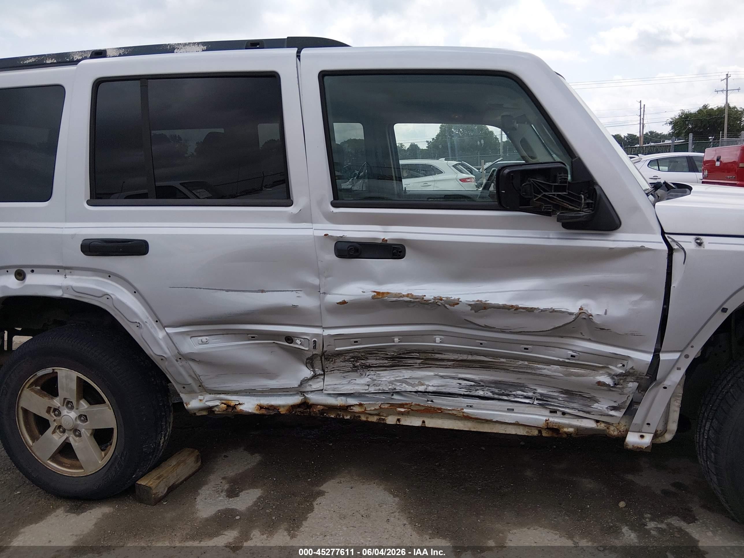 2006 Jeep Commander Gray vin: 1J8HG48K16C171108