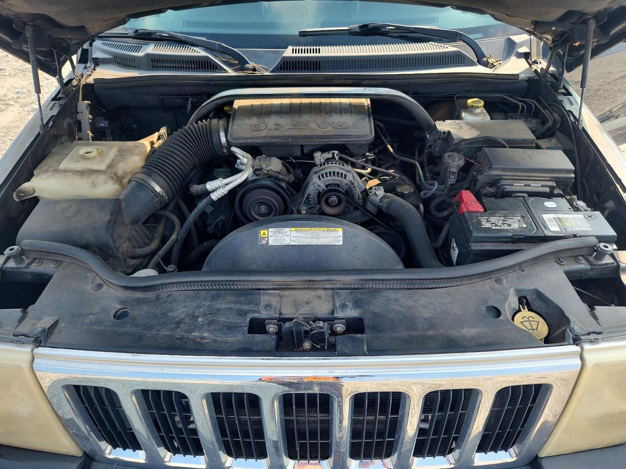2008 Jeep Commander Sport Black vin: 1J8HG48K18C212811