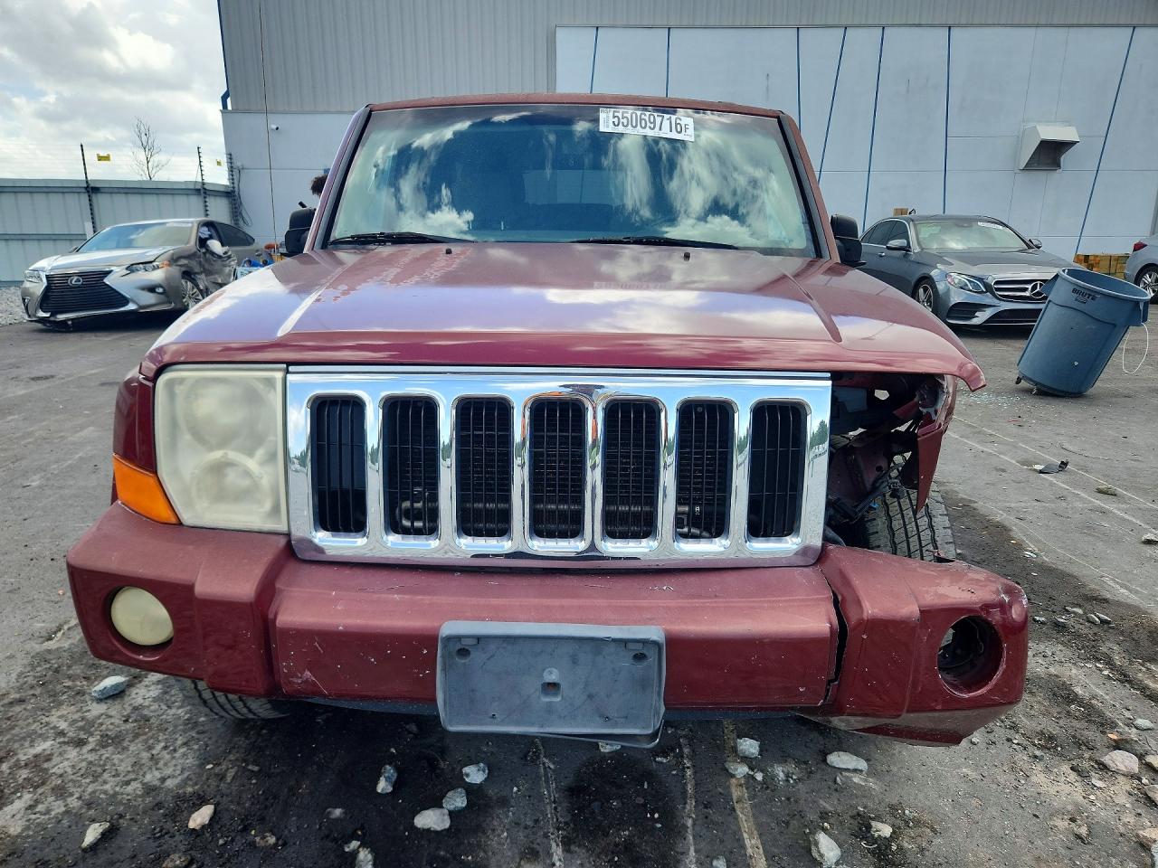 2007 Jeep Commander Burgundy vin: 1J8HG48K27C654642