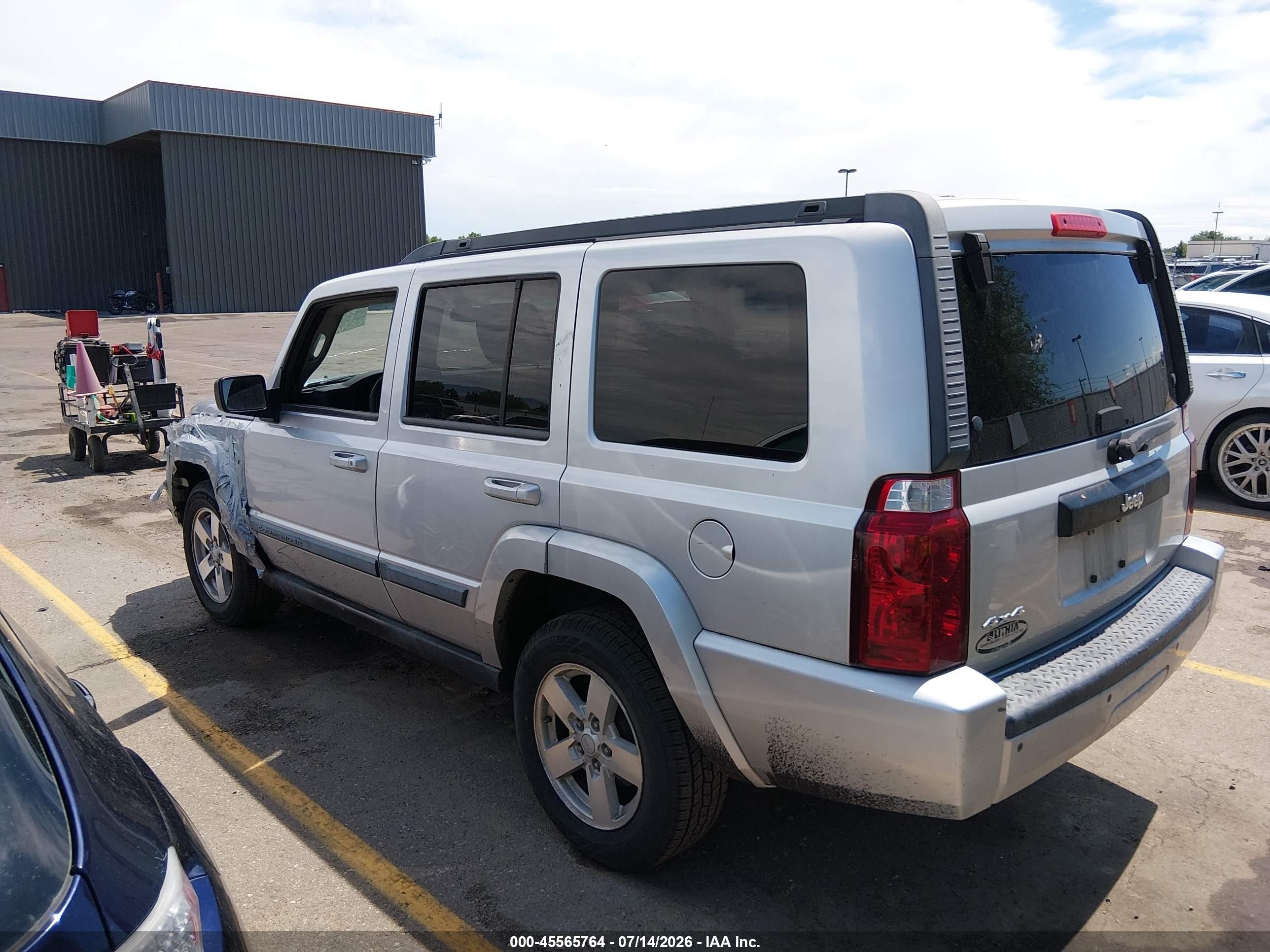 2008 Jeep Commander Sport Silver vin: 1J8HG48K38C206766
