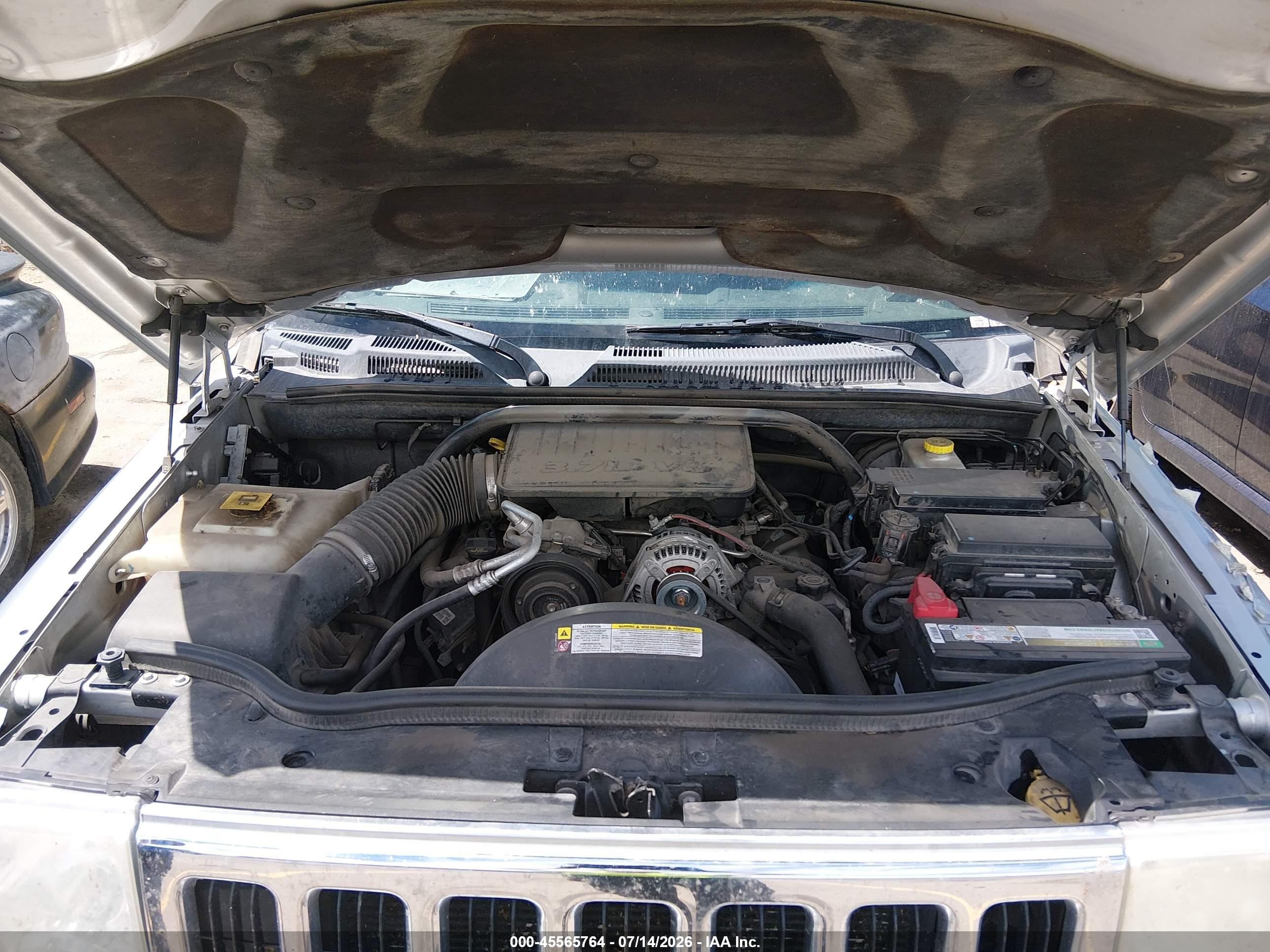 2008 Jeep Commander Sport Silver vin: 1J8HG48K38C206766
