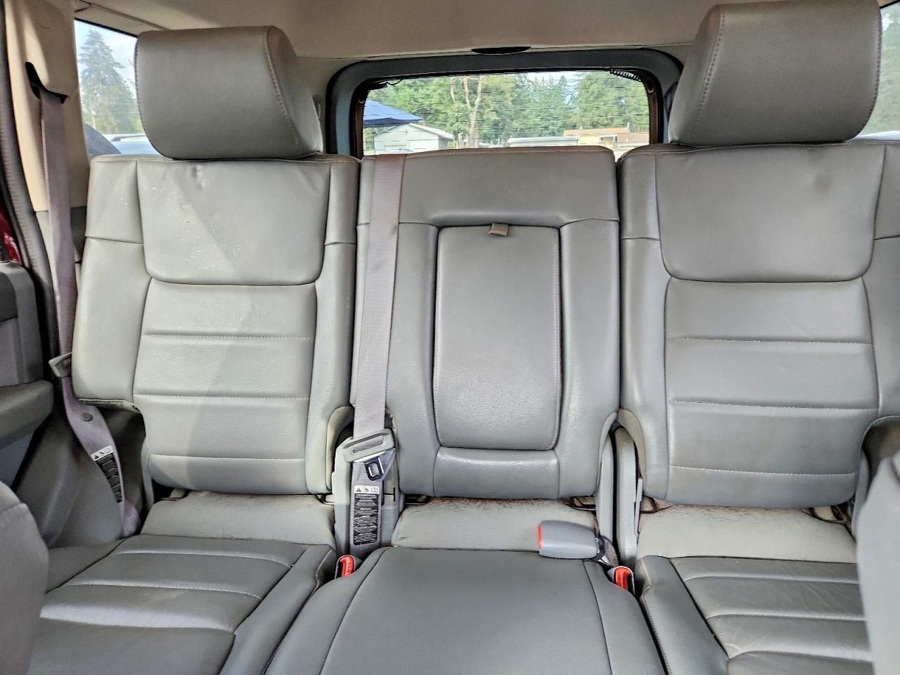 2007 Jeep Commander Burgundy vin: 1J8HG48K47C587199