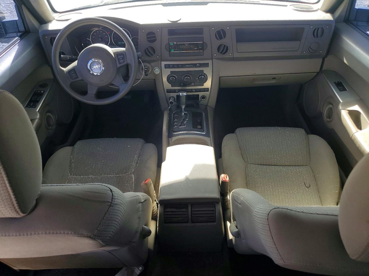 2007 Jeep Commander Sport White vin: 1J8HG48K47C612277