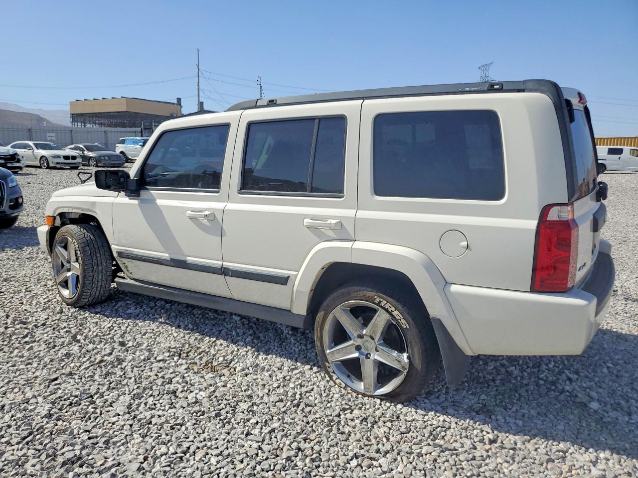 2007 Jeep Commander Sport White vin: 1J8HG48K47C612277