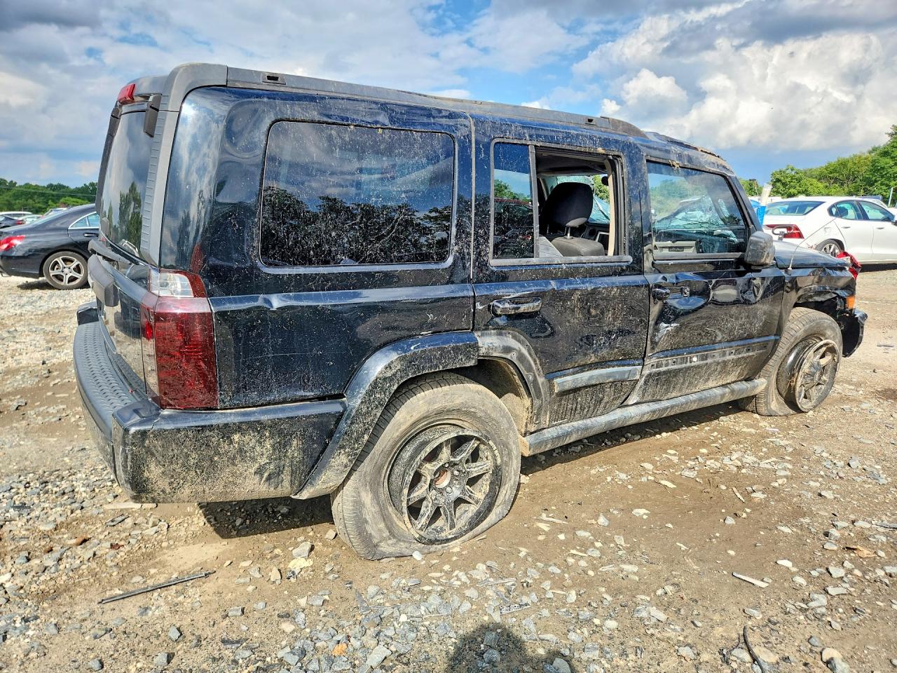 2008 Jeep Commander Sport Черный vin: 1J8HG48K48C114548