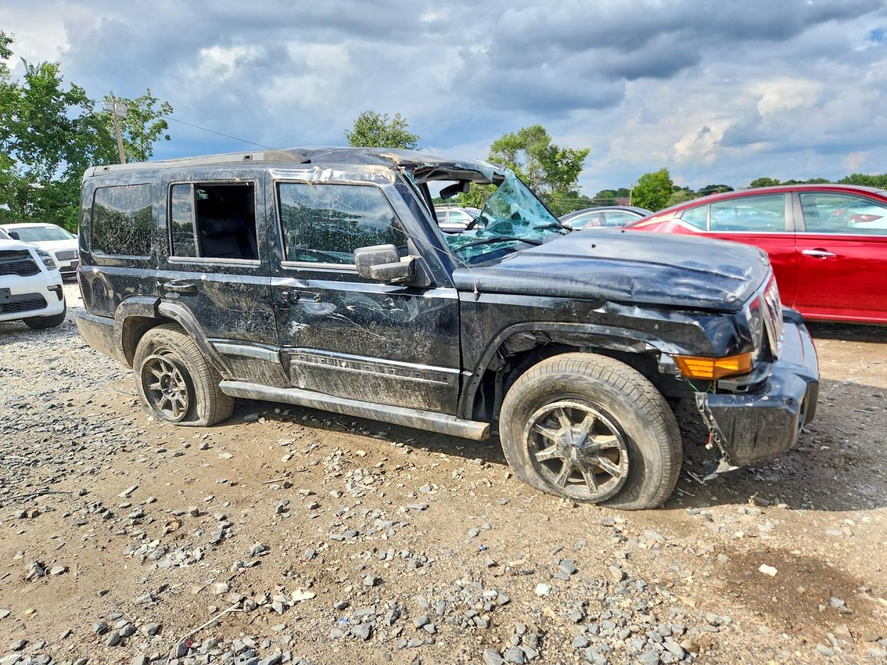 2008 Jeep Commander Sport Черный vin: 1J8HG48K48C114548