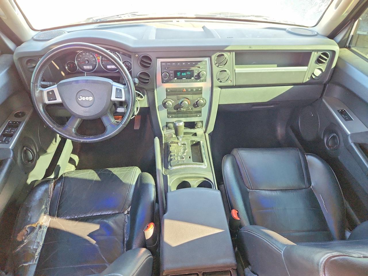 2008 Jeep Commander Sport Silver vin: 1J8HG48K58C172295