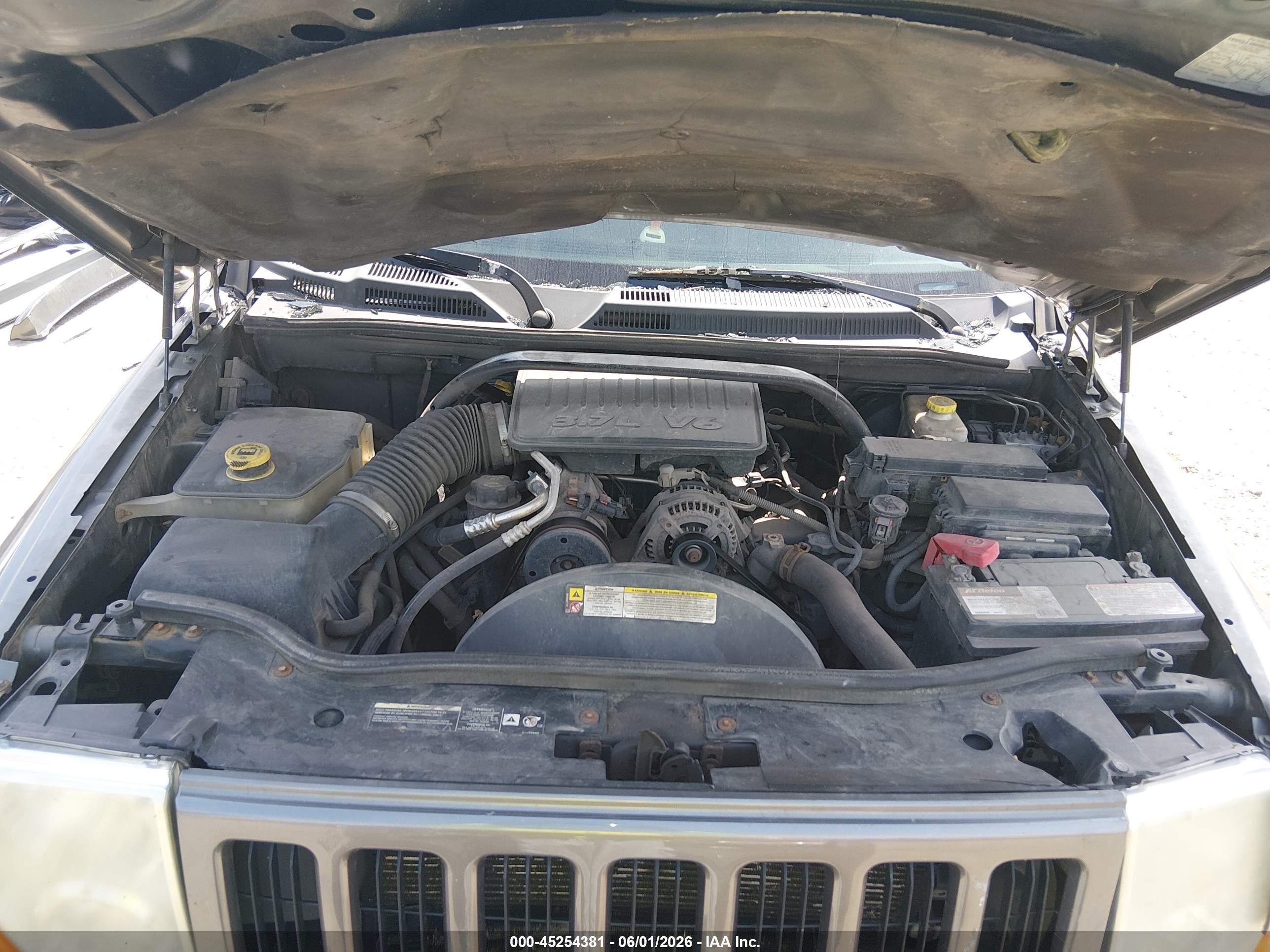 2007 Jeep Commander Sport Gray vin: 1J8HG48K67C651162