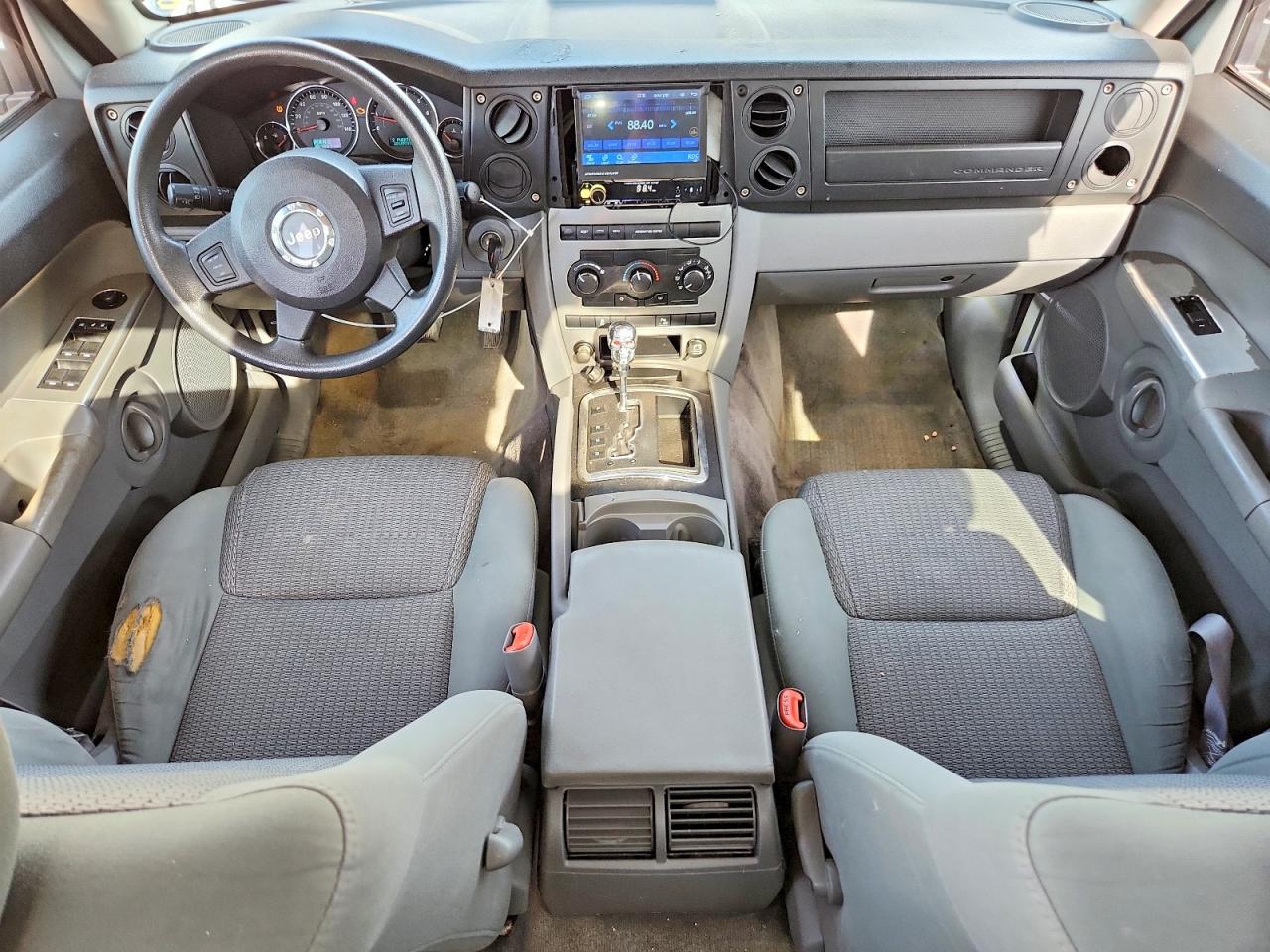 2007 Jeep Commander Серый vin: 1J8HG48K77C650070