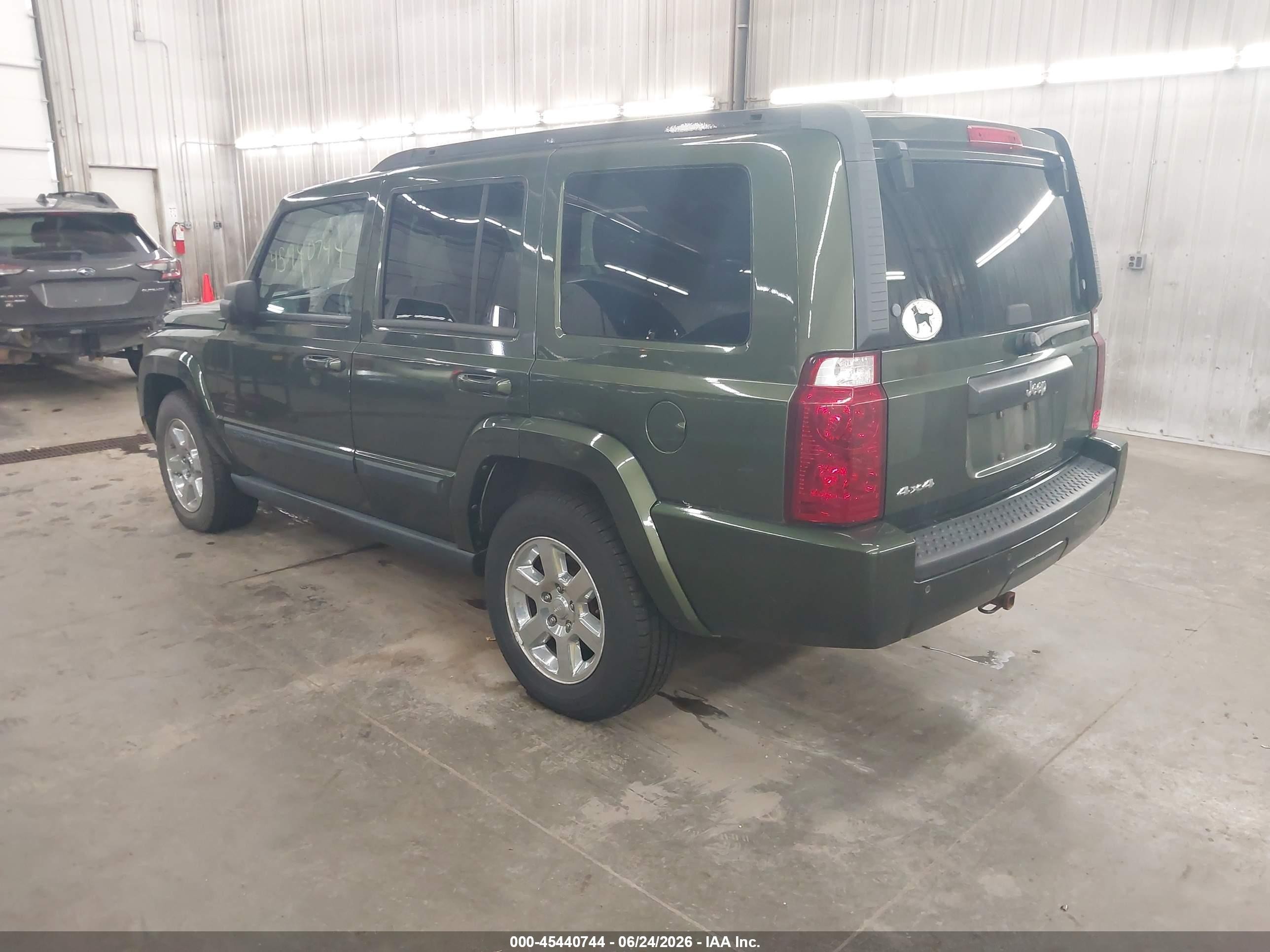 2007 Jeep Commander Sport Green vin: 1J8HG48K77C669041