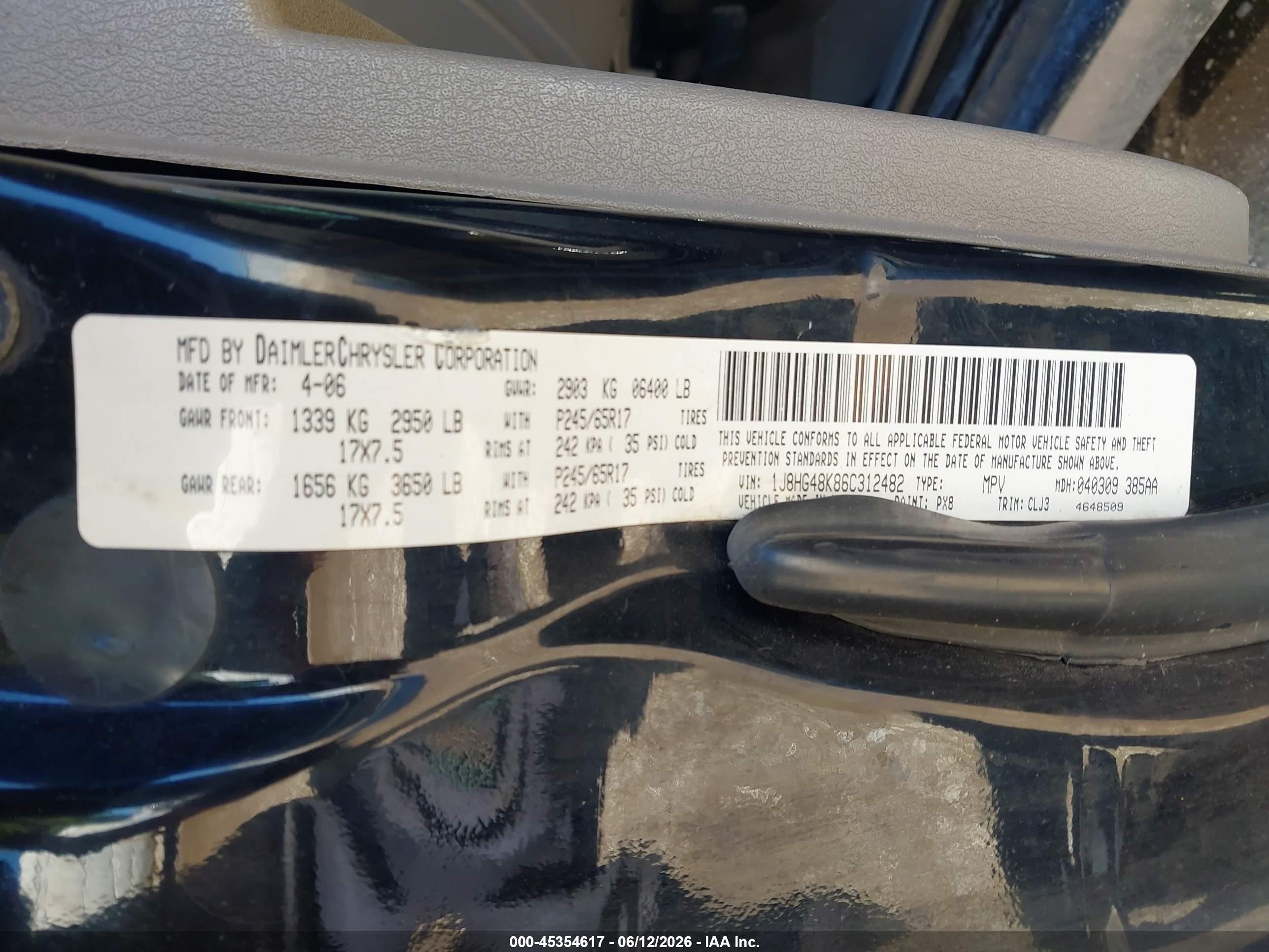 2006 Jeep Commander   Black vin: 1J8HG48K86C312482