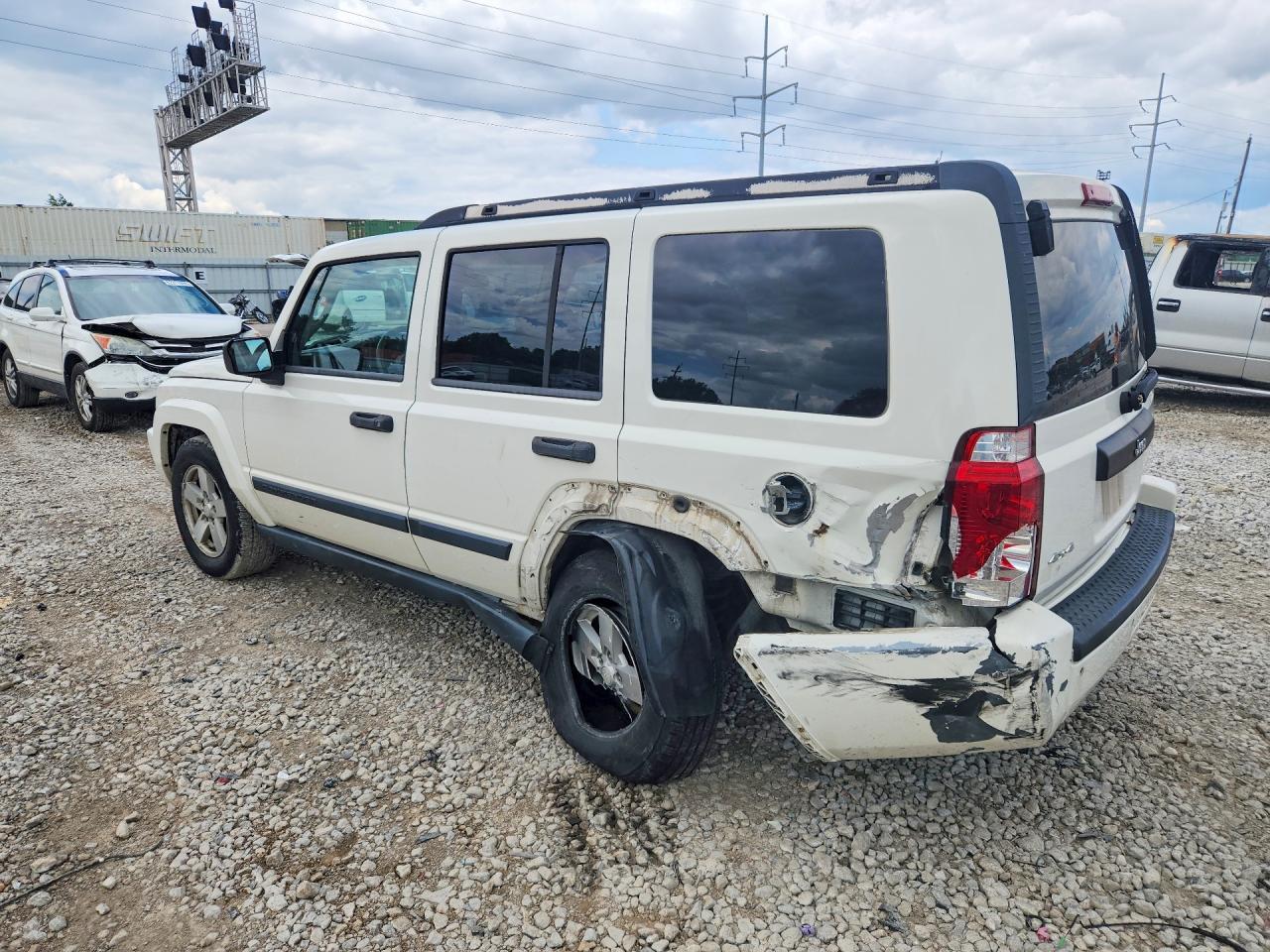 2006 Jeep Commander White vin: 1J8HG48K86C342985