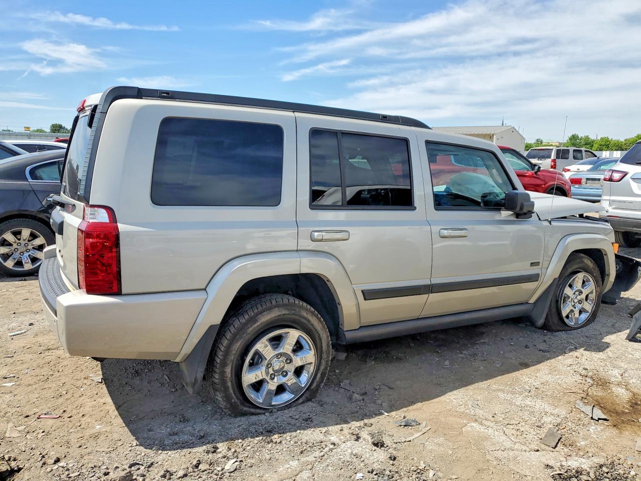 2007 Jeep Commander Желто-коричневый vin: 1J8HG48K97C669641