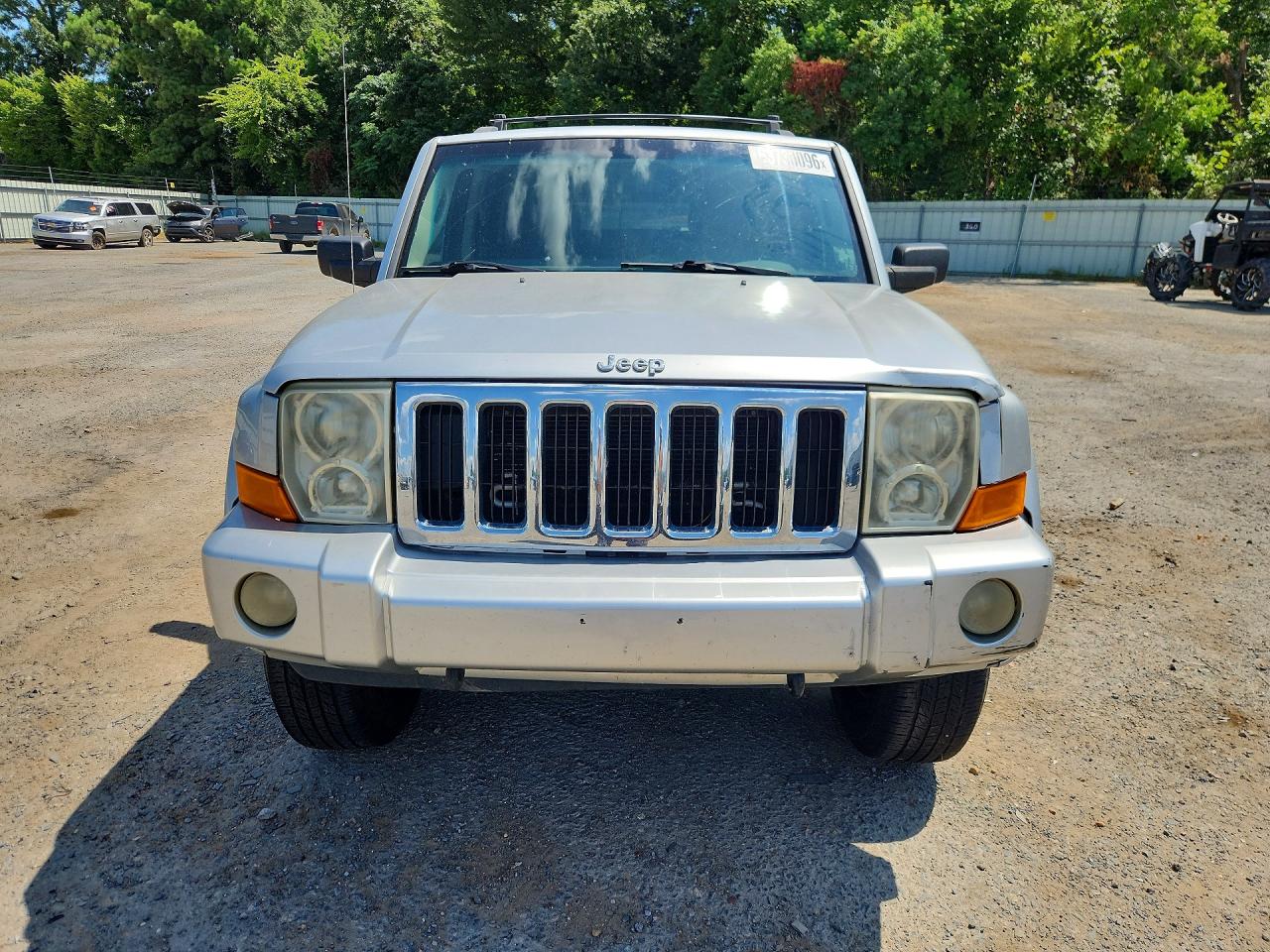 2008 Jeep Commander Sport Silver vin: 1J8HG48KX8C149658