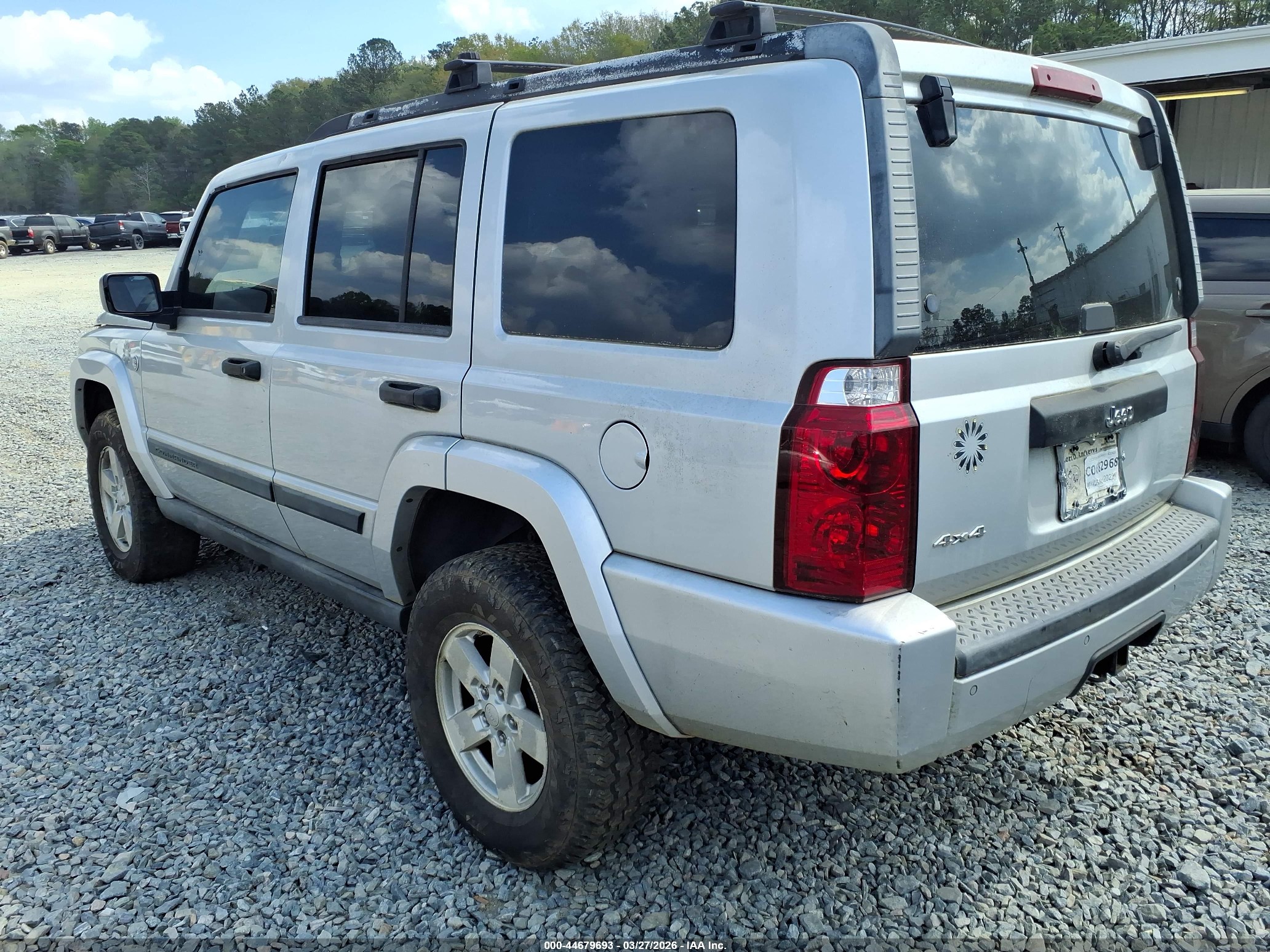 2006 Jeep Commander   Silver vin: 1J8HG48N06C304046