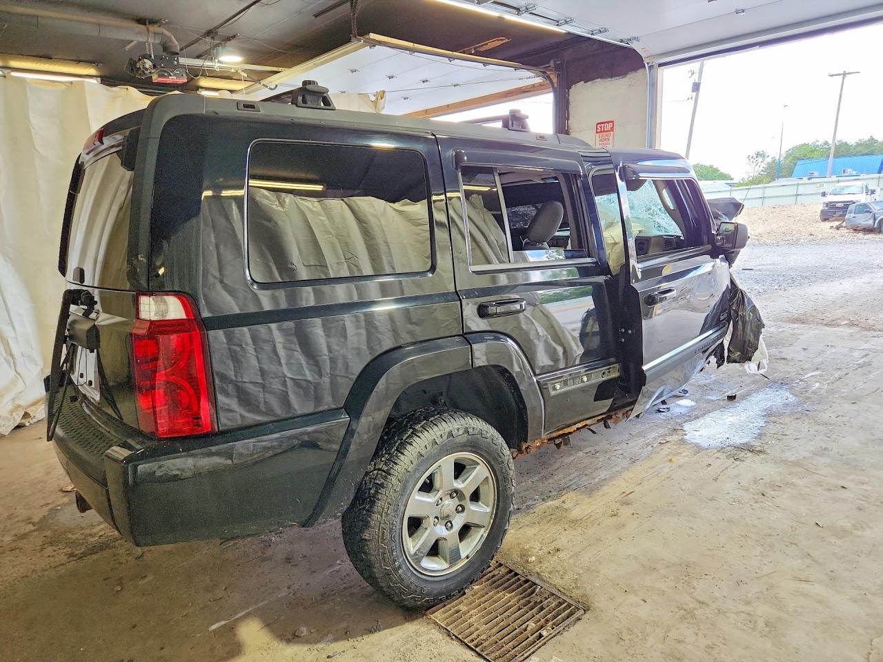 2007 Jeep Commander Black vin: 1J8HG48N47C696532