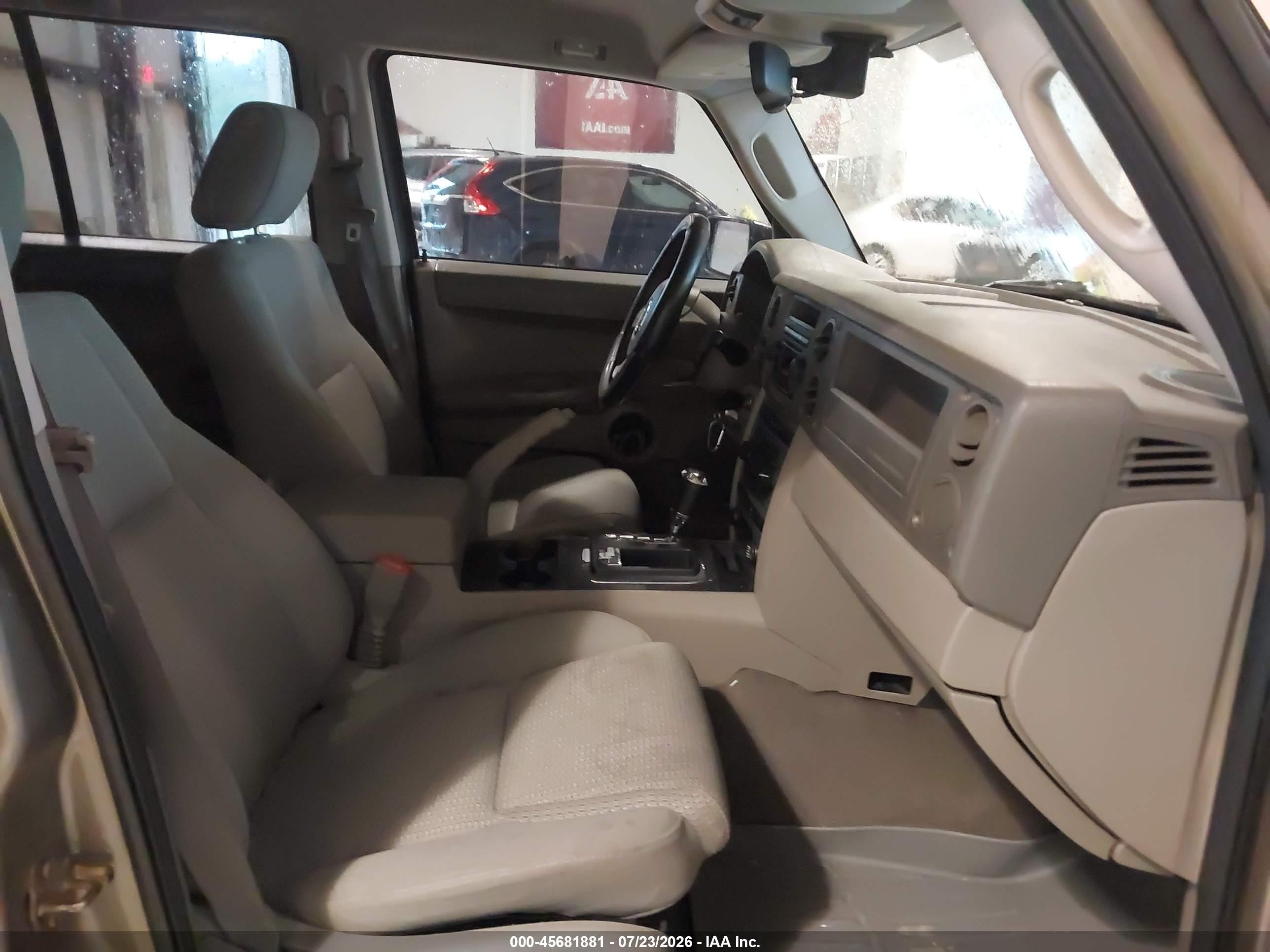 2006 Jeep Commander   Gold vin: 1J8HG48N76C247120
