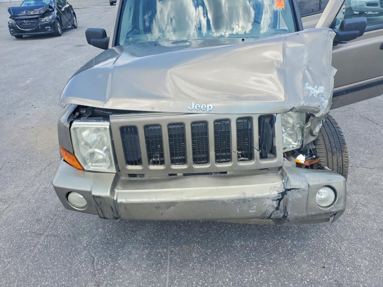 2006 Jeep Commander Gold vin: 1J8HG48N76C275421