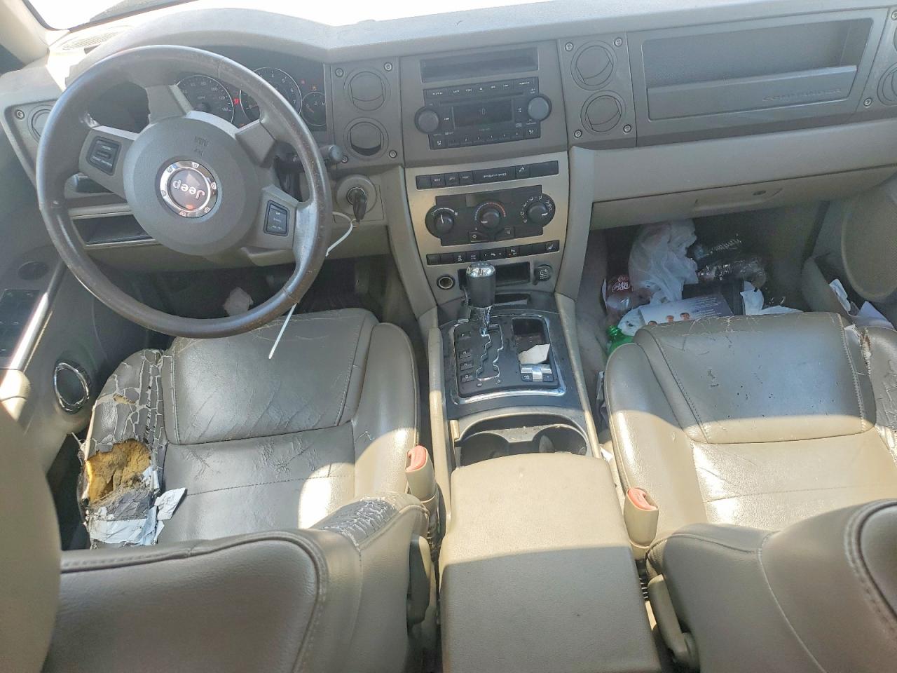 2006 Jeep Commander Gold vin: 1J8HG48N76C275421