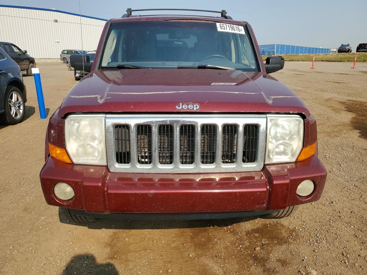 2007 Jeep Commander Burgundy vin: 1J8HG48P17C593828