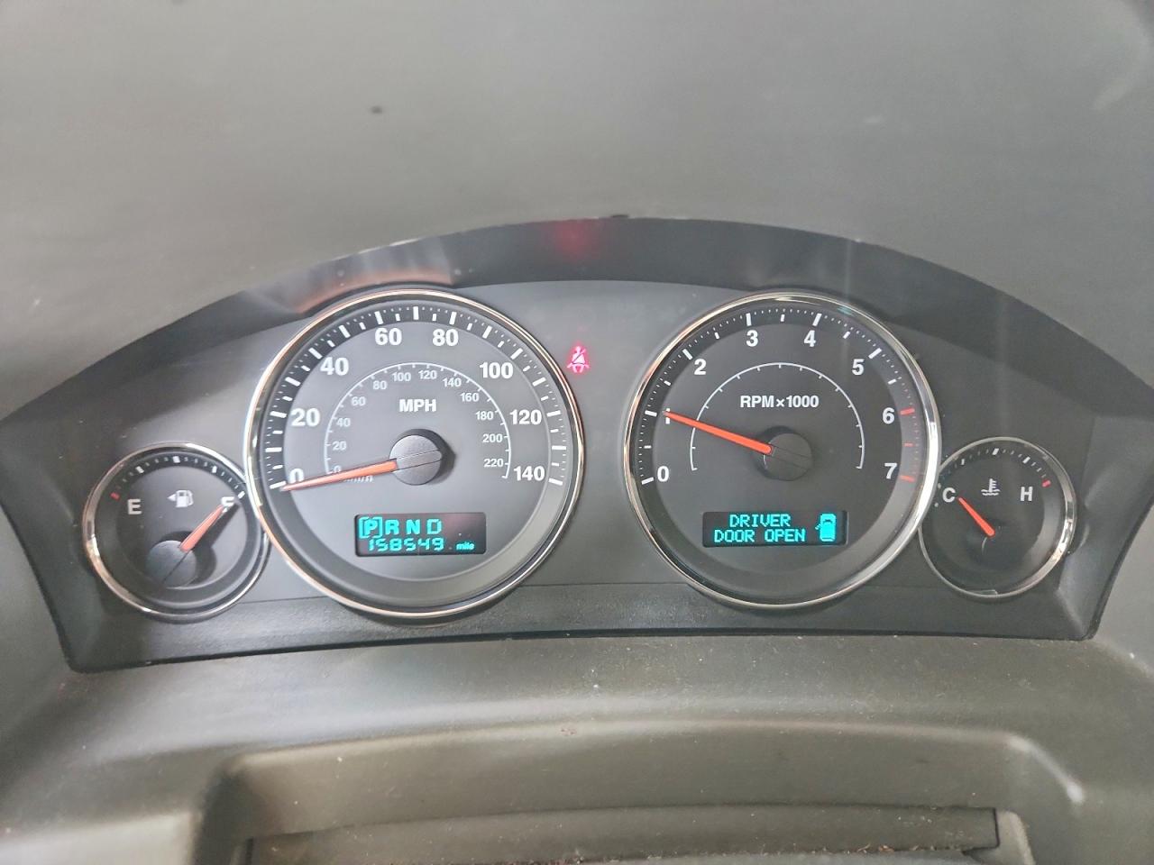 2007 Jeep Commander Tan vin: 1J8HG48P67C562705