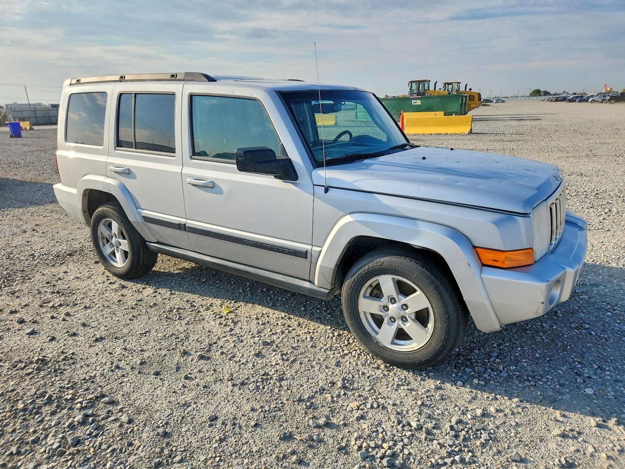 2007 Jeep Commander Silver vin: 1J8HG48P77C591940