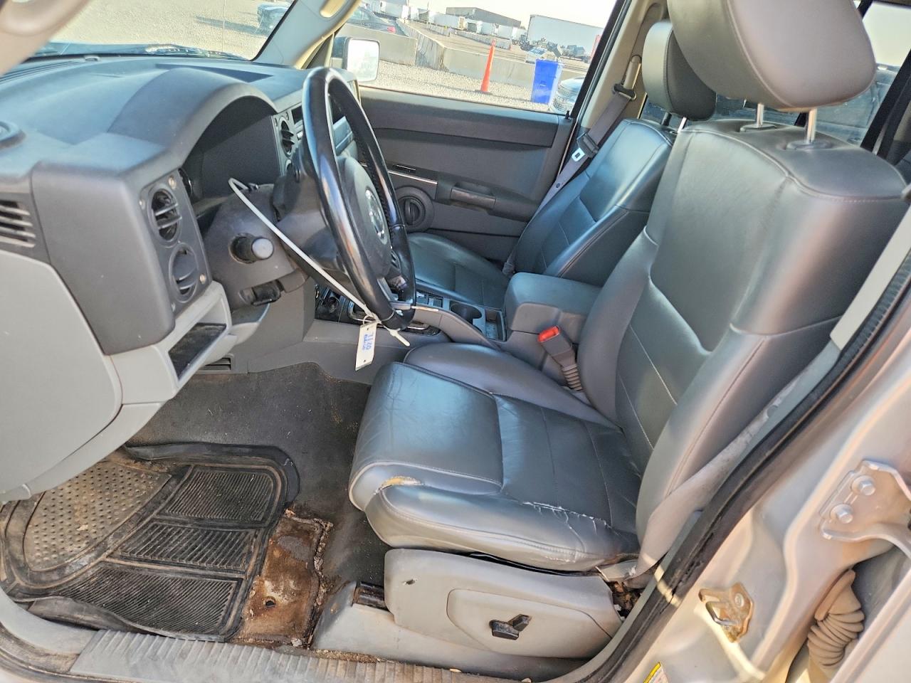 2007 Jeep Commander Silver vin: 1J8HG48P77C591940