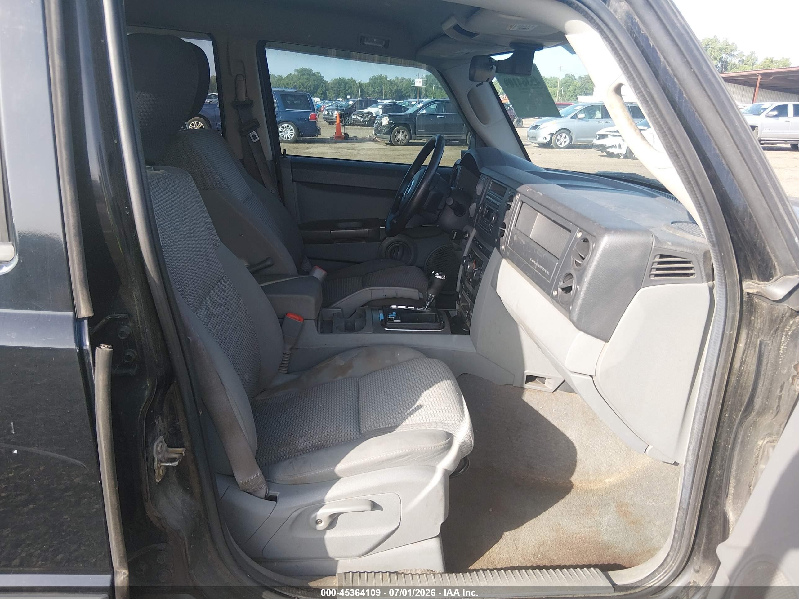 2007 Jeep Commander Sport Black vin: 1J8HG48P87C545856