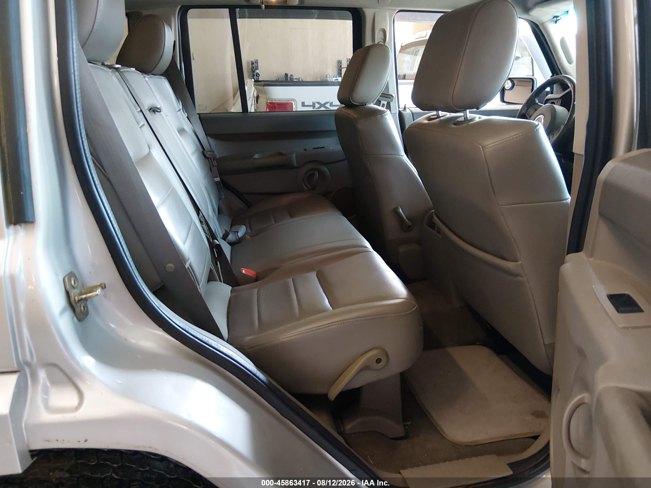 2007 Jeep Commander Sport Gold vin: 1J8HG48P97C602839