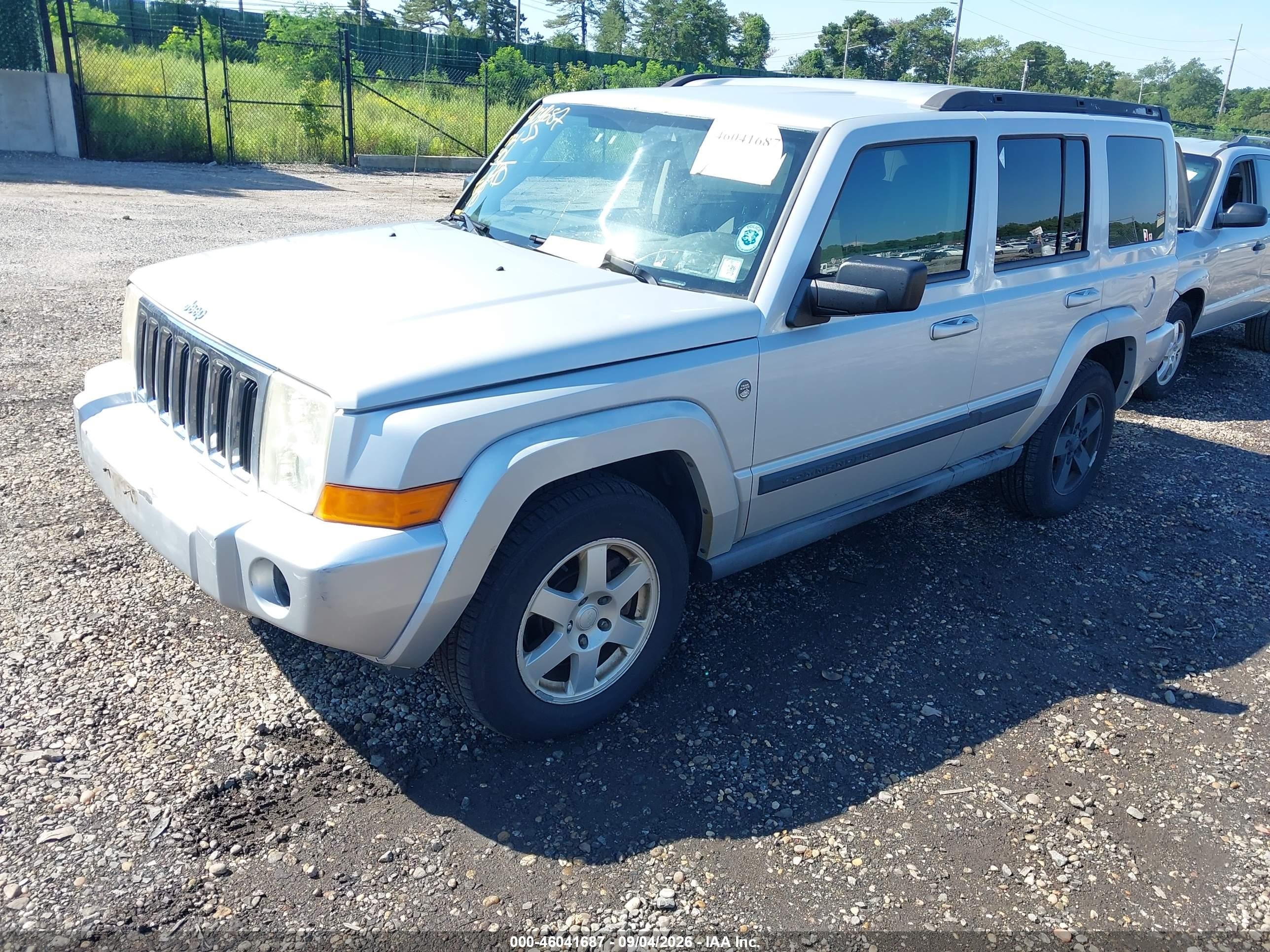 2007 Jeep Commander Sport Silver vin: 1J8HG48PX7C528914