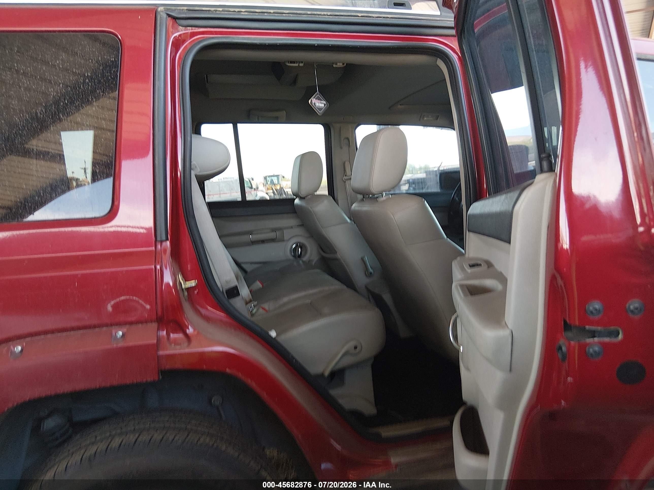 2006 Jeep Commander Limited Burgundy vin: 1J8HG58216C139488
