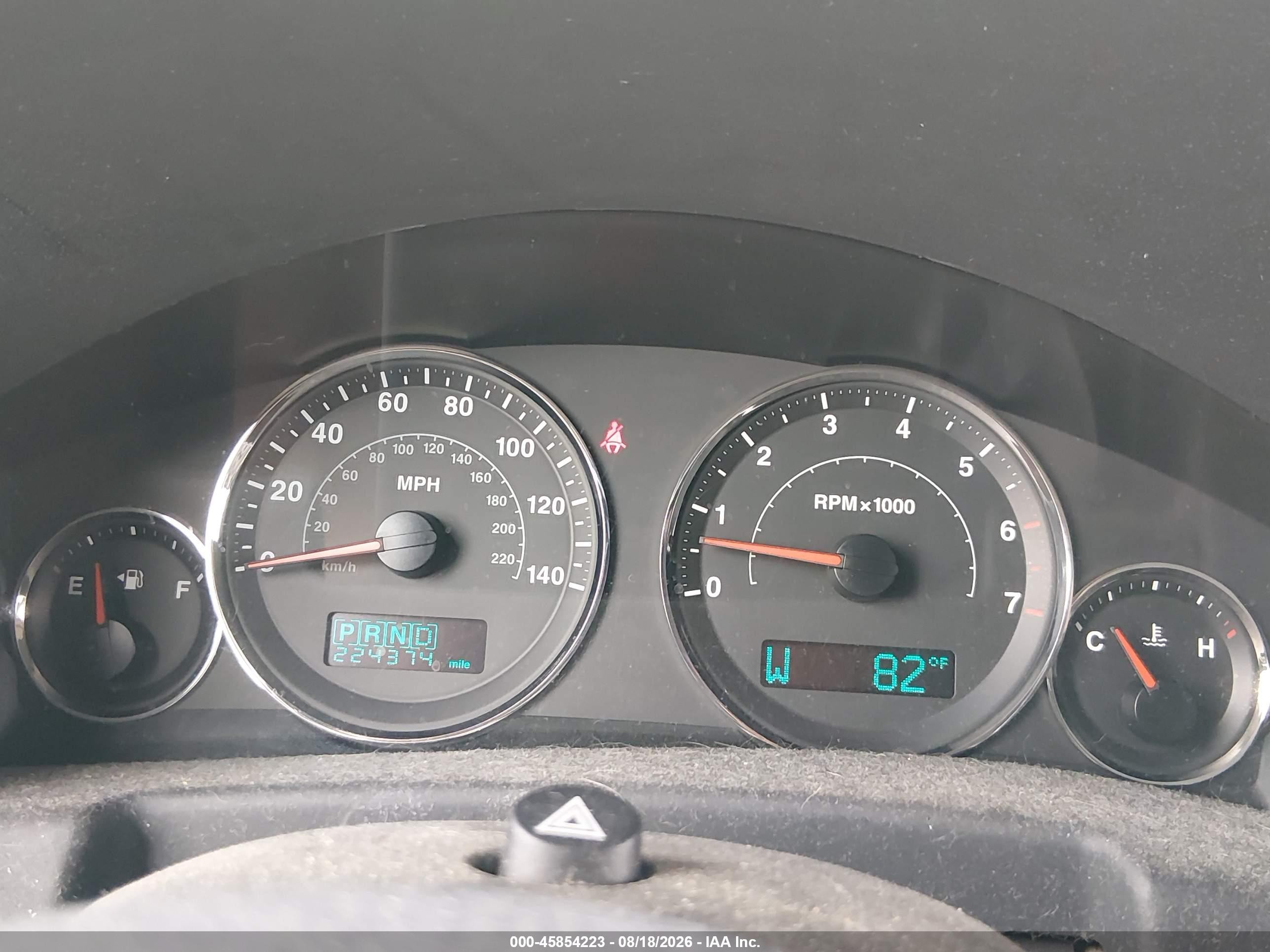 2007 Jeep Commander Limited Red vin: 1J8HG58227C562095