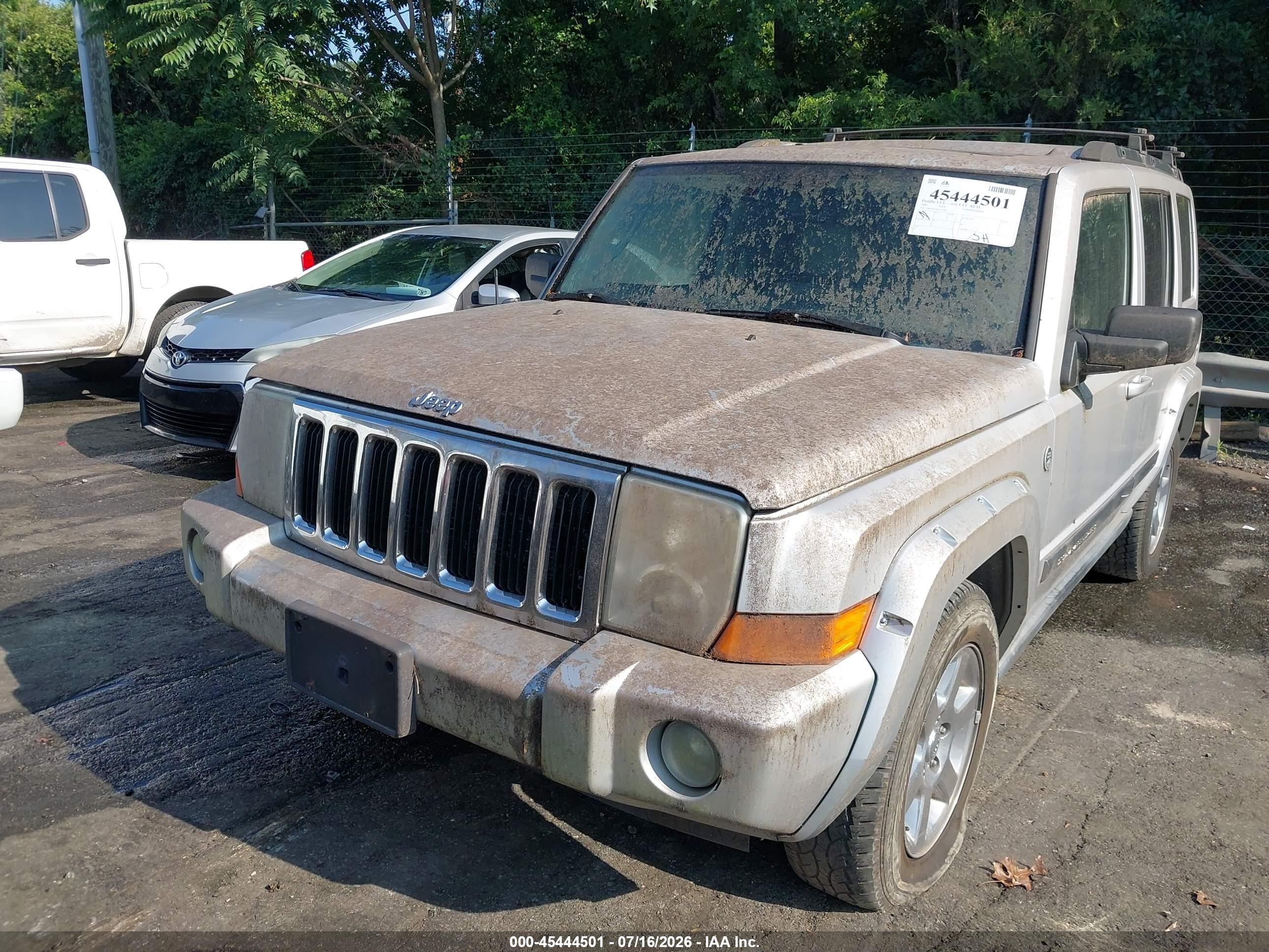 2006 Jeep Commander Limited Silver vin: 1J8HG58246C122782