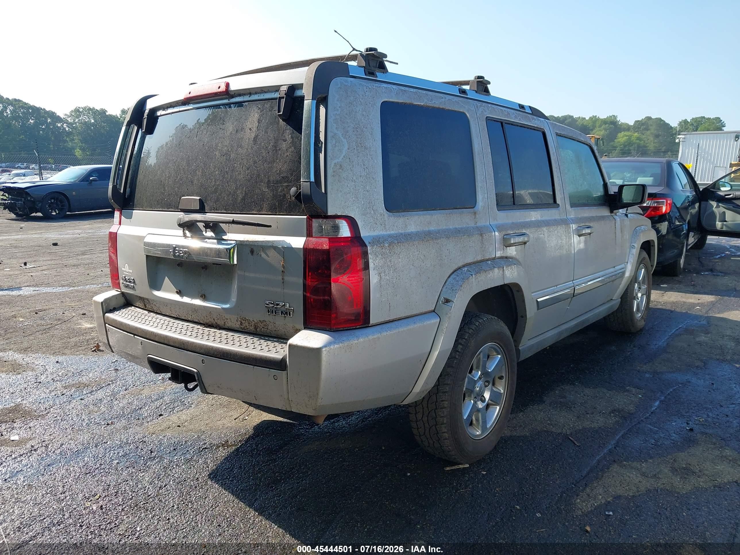2006 Jeep Commander Limited Silver vin: 1J8HG58246C122782