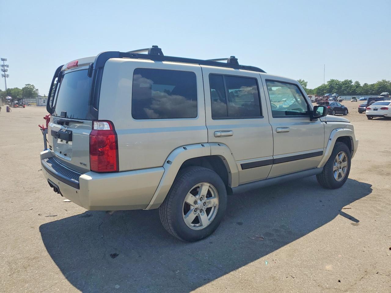 2008 Jeep Commander Limited Silver vin: 1J8HG58248C190597