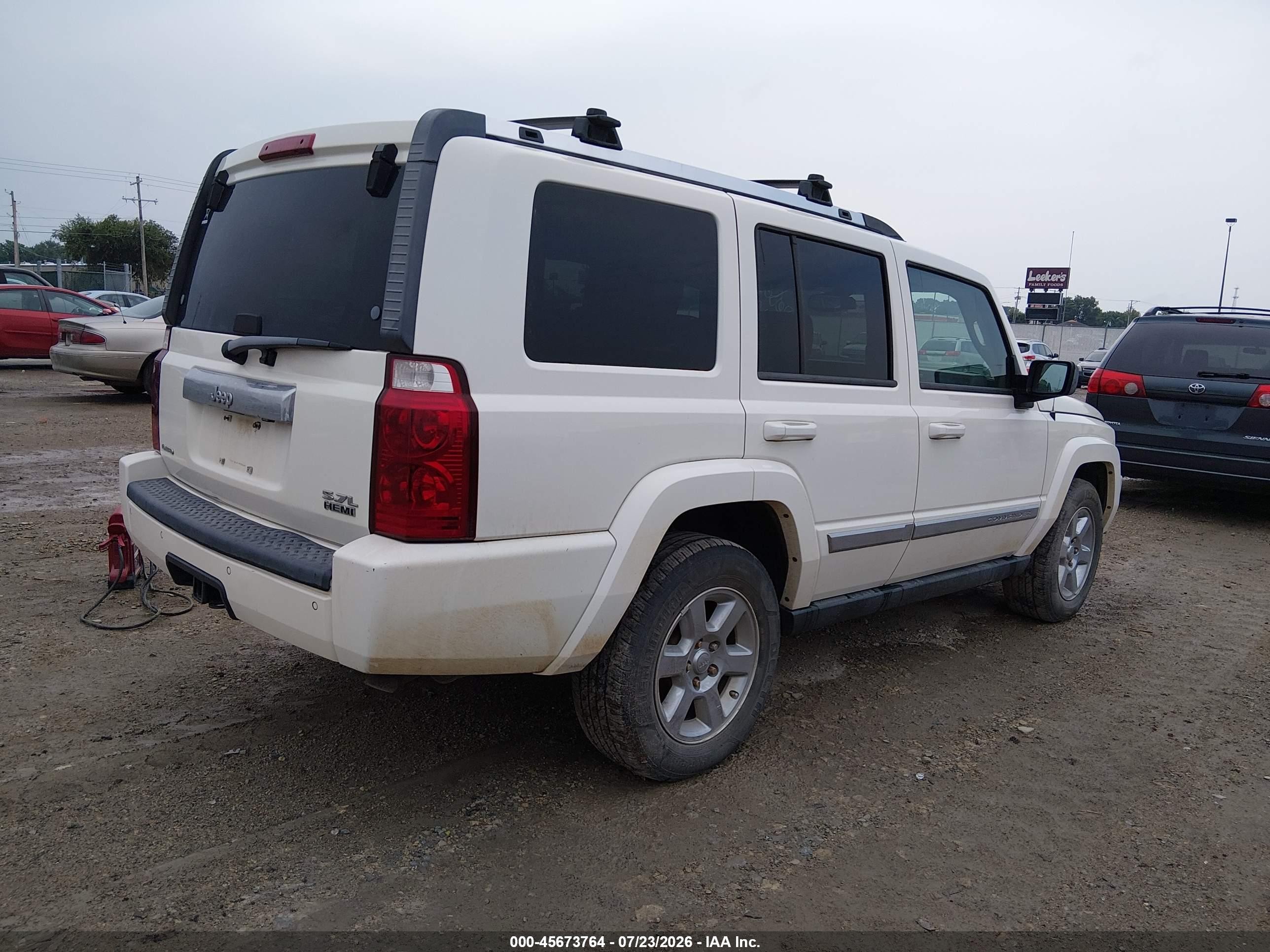 2007 Jeep Commander Limited White vin: 1J8HG58267C642113