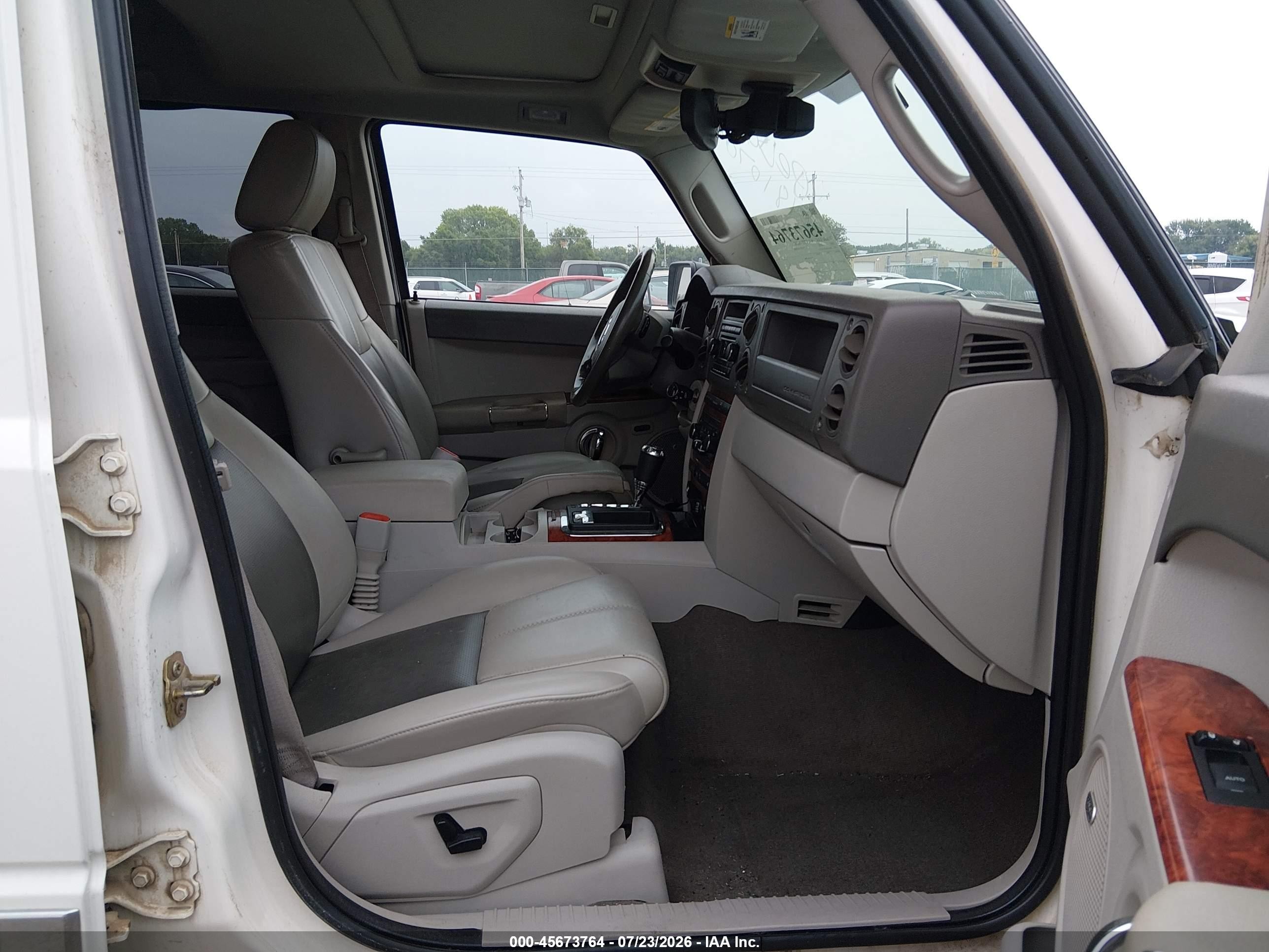 2007 Jeep Commander Limited White vin: 1J8HG58267C642113