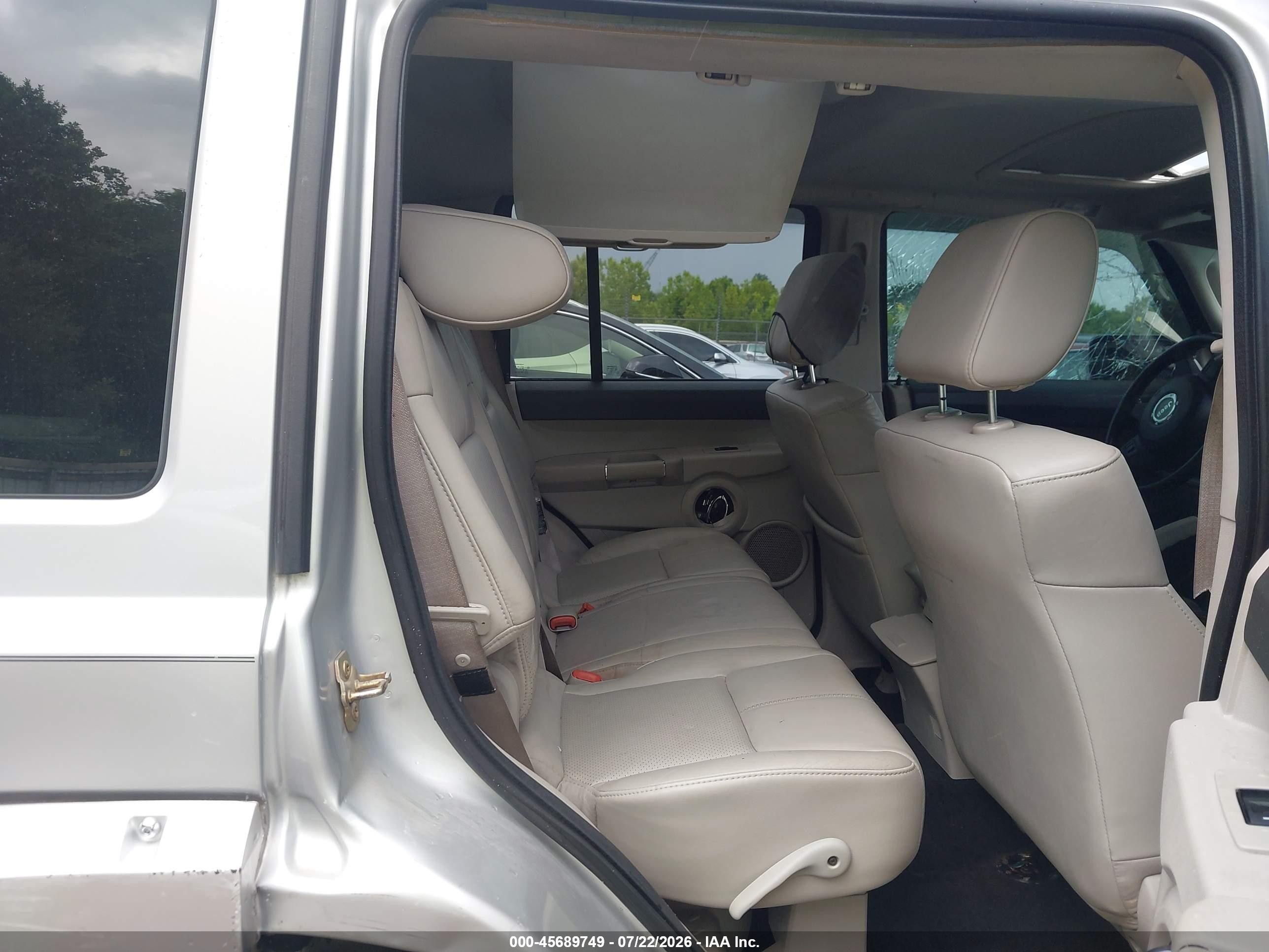 2006 Jeep Commander Limited Silver vin: 1J8HG582X6C246331