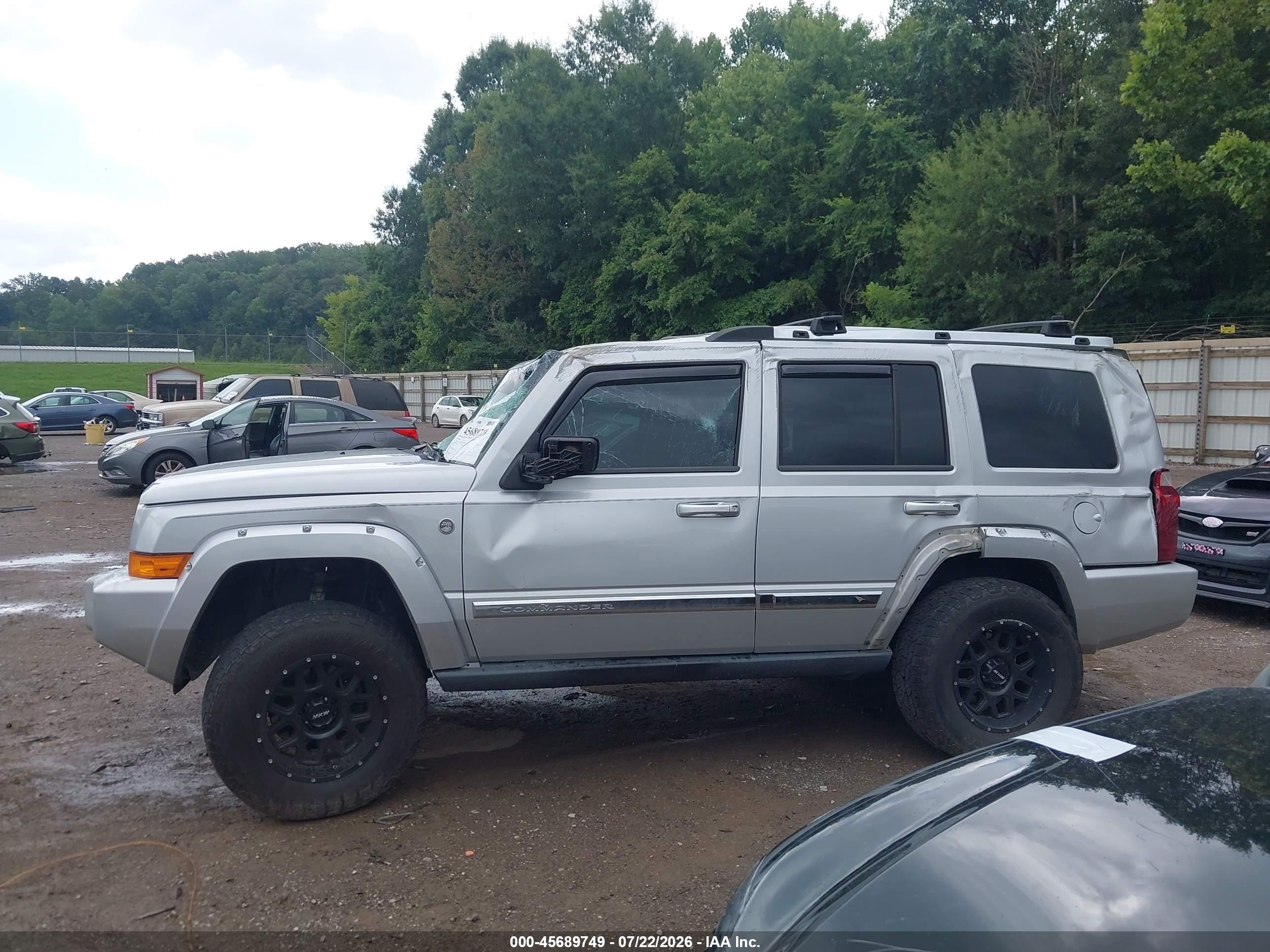 2006 Jeep Commander Limited Silver vin: 1J8HG582X6C246331