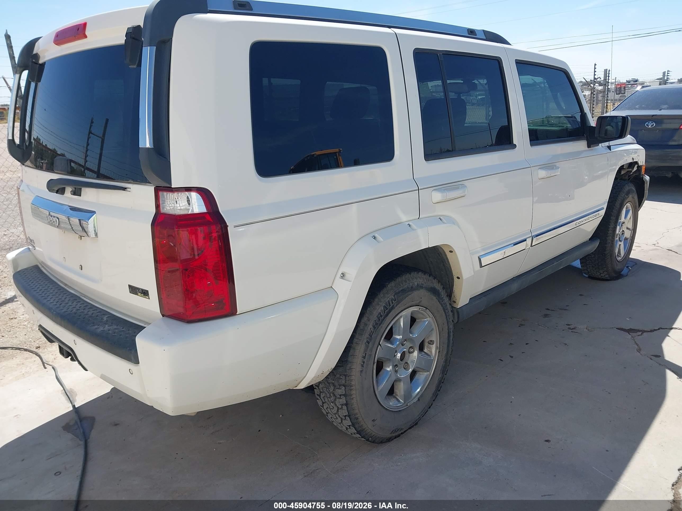 2007 Jeep Commander Limited White vin: 1J8HG58P37C629766