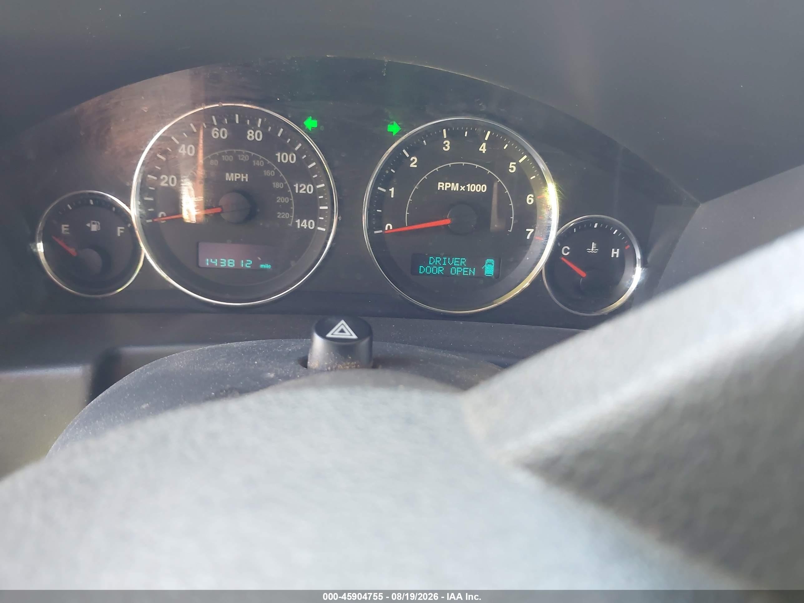 2007 Jeep Commander Limited White vin: 1J8HG58P37C629766