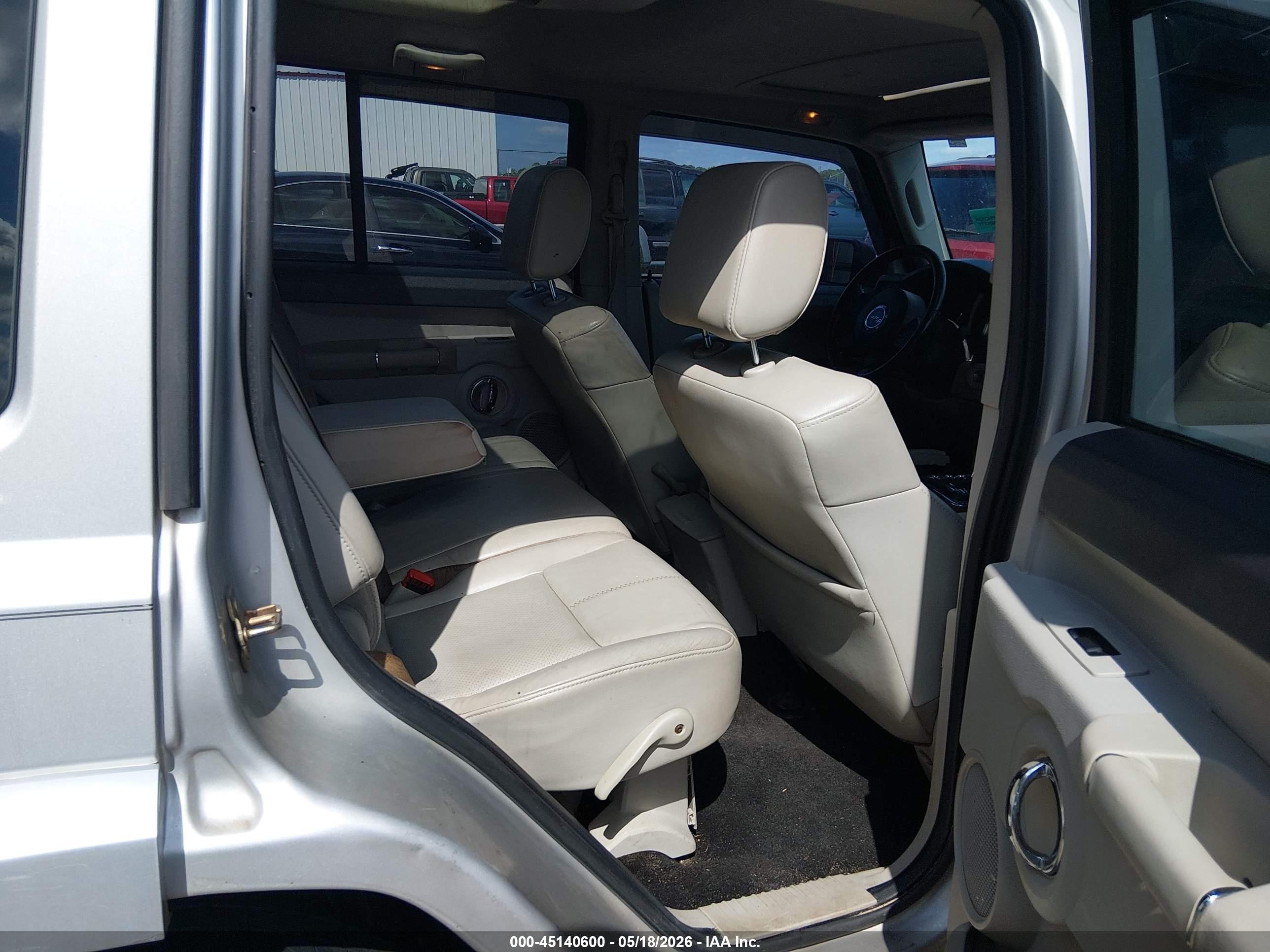 2007 Jeep Commander Limited Silver vin: 1J8HG58P87C595842