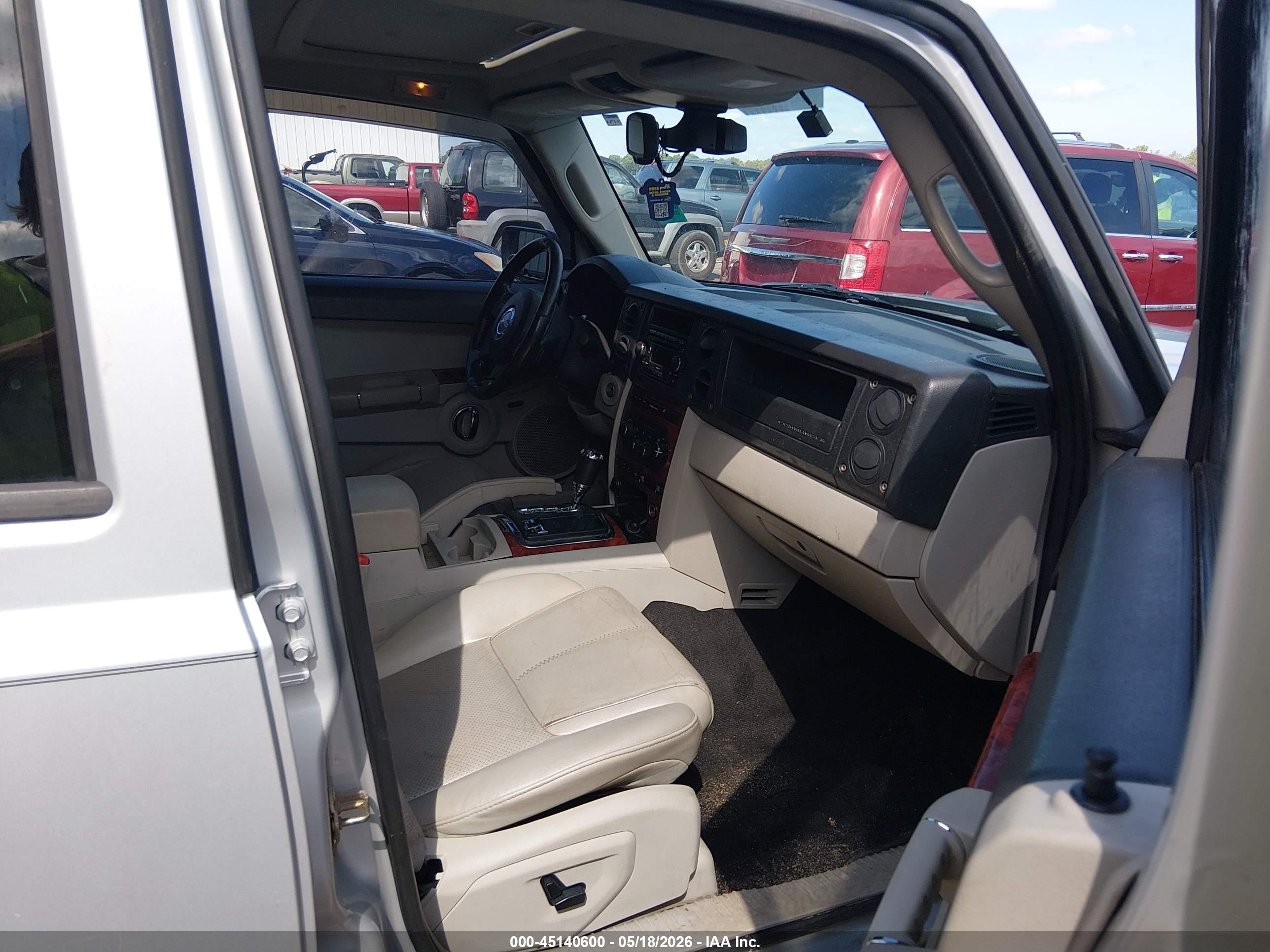 2007 Jeep Commander Limited Silver vin: 1J8HG58P87C595842