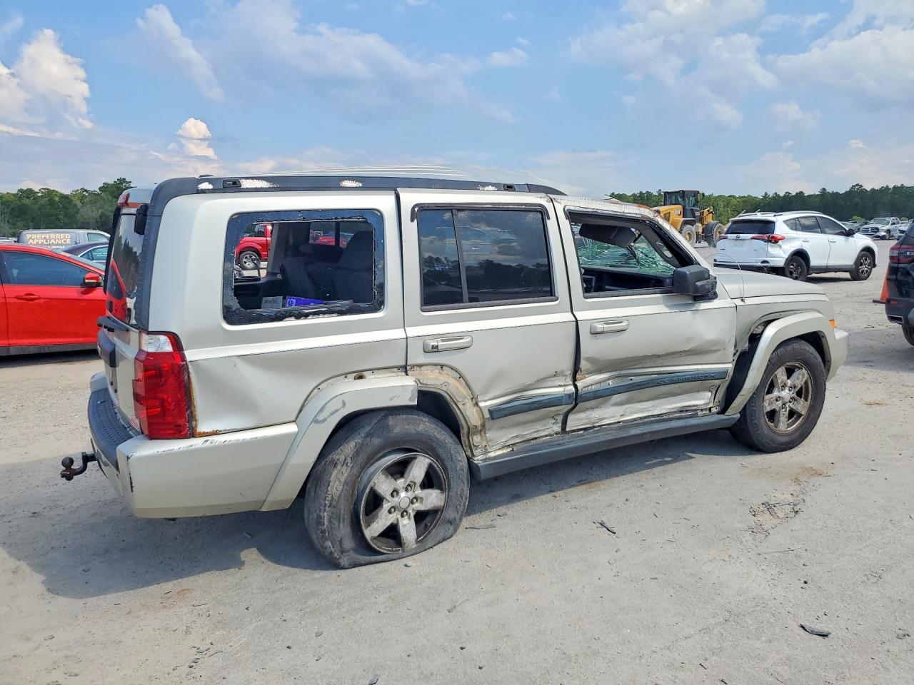 2008 Jeep Commander Sport Серебряный vin: 1J8HH48K08C133286